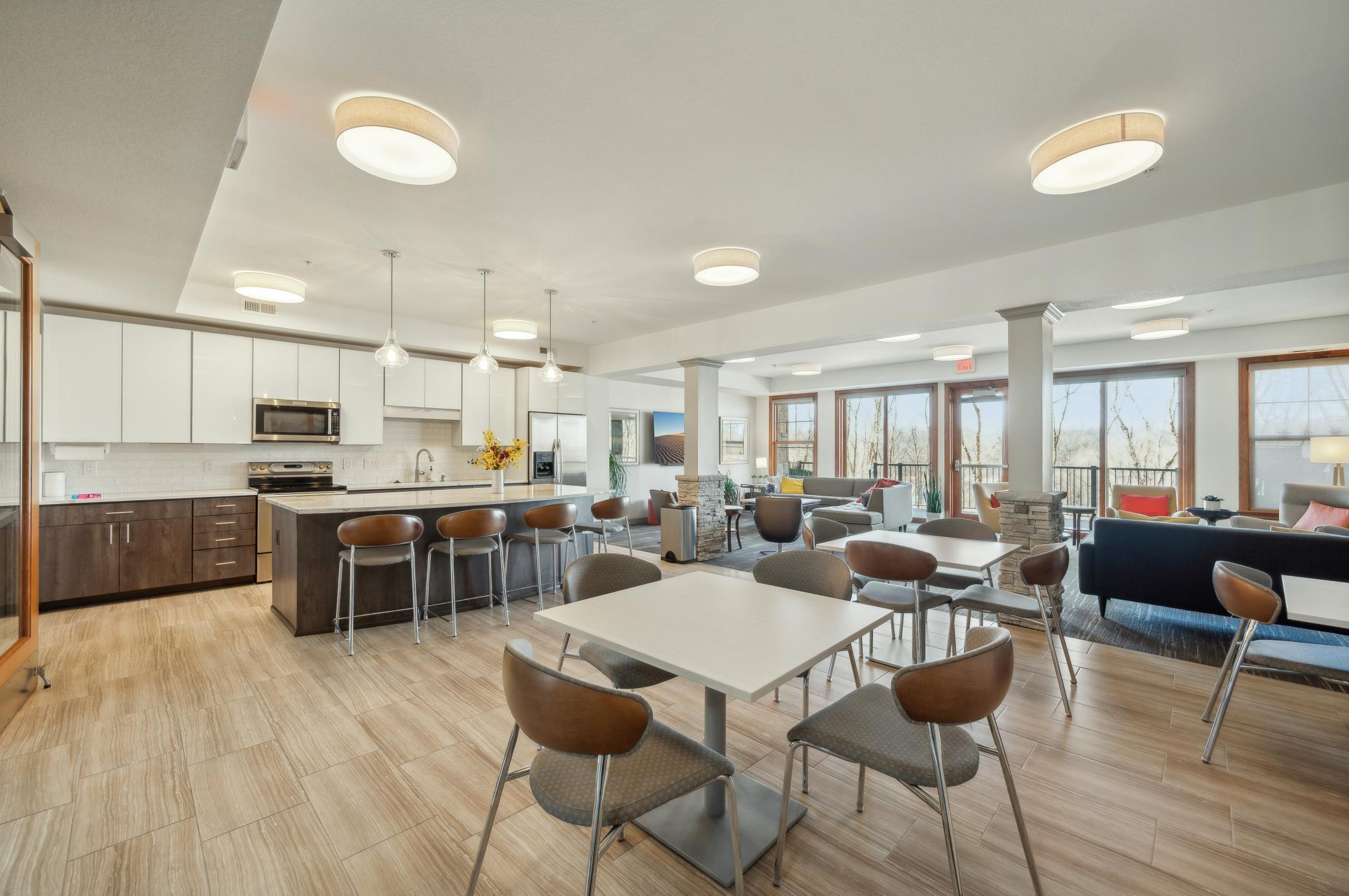 3110 N Chestnut Street Unit: 214