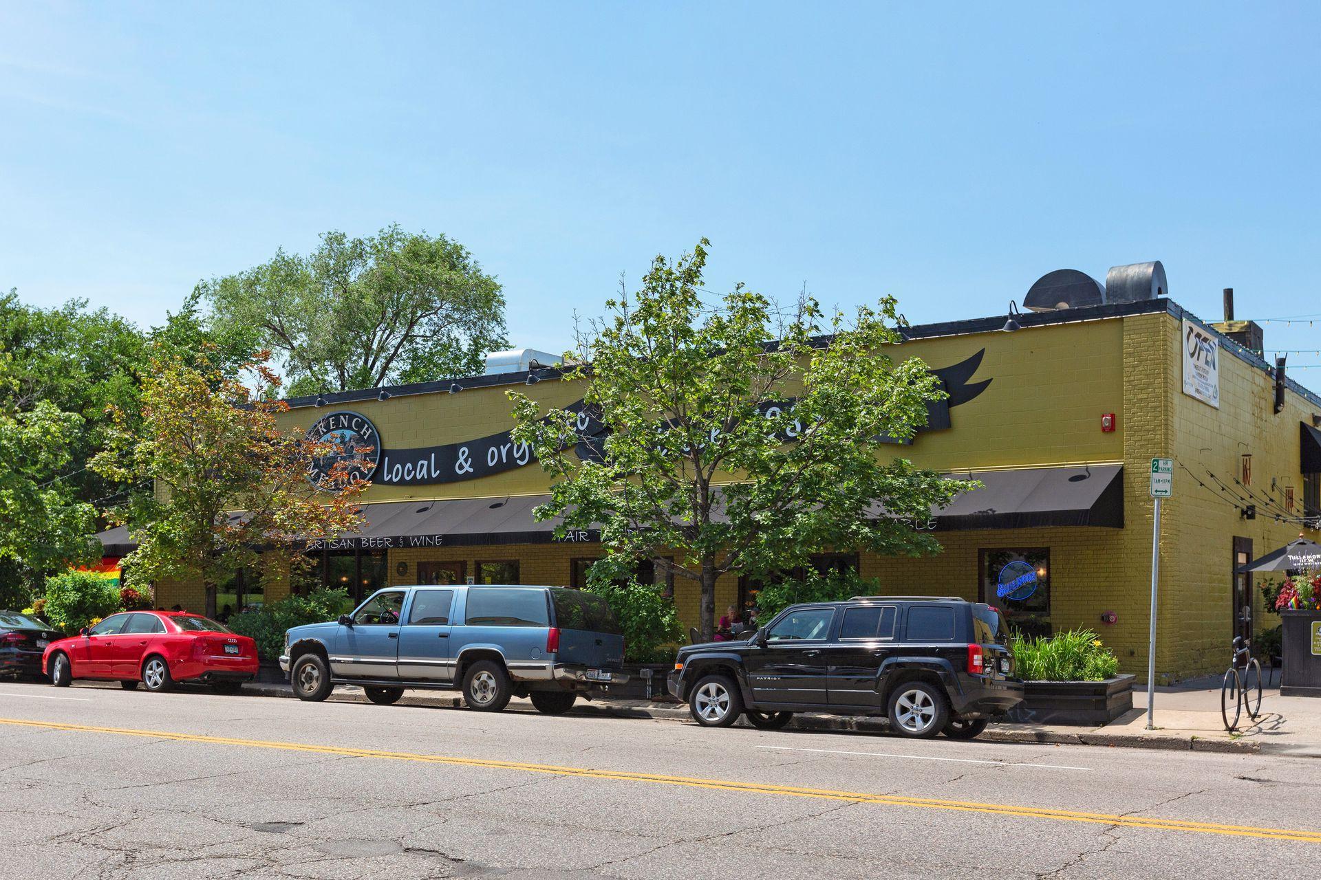 2747 Dupont Avenue S Unit: 304