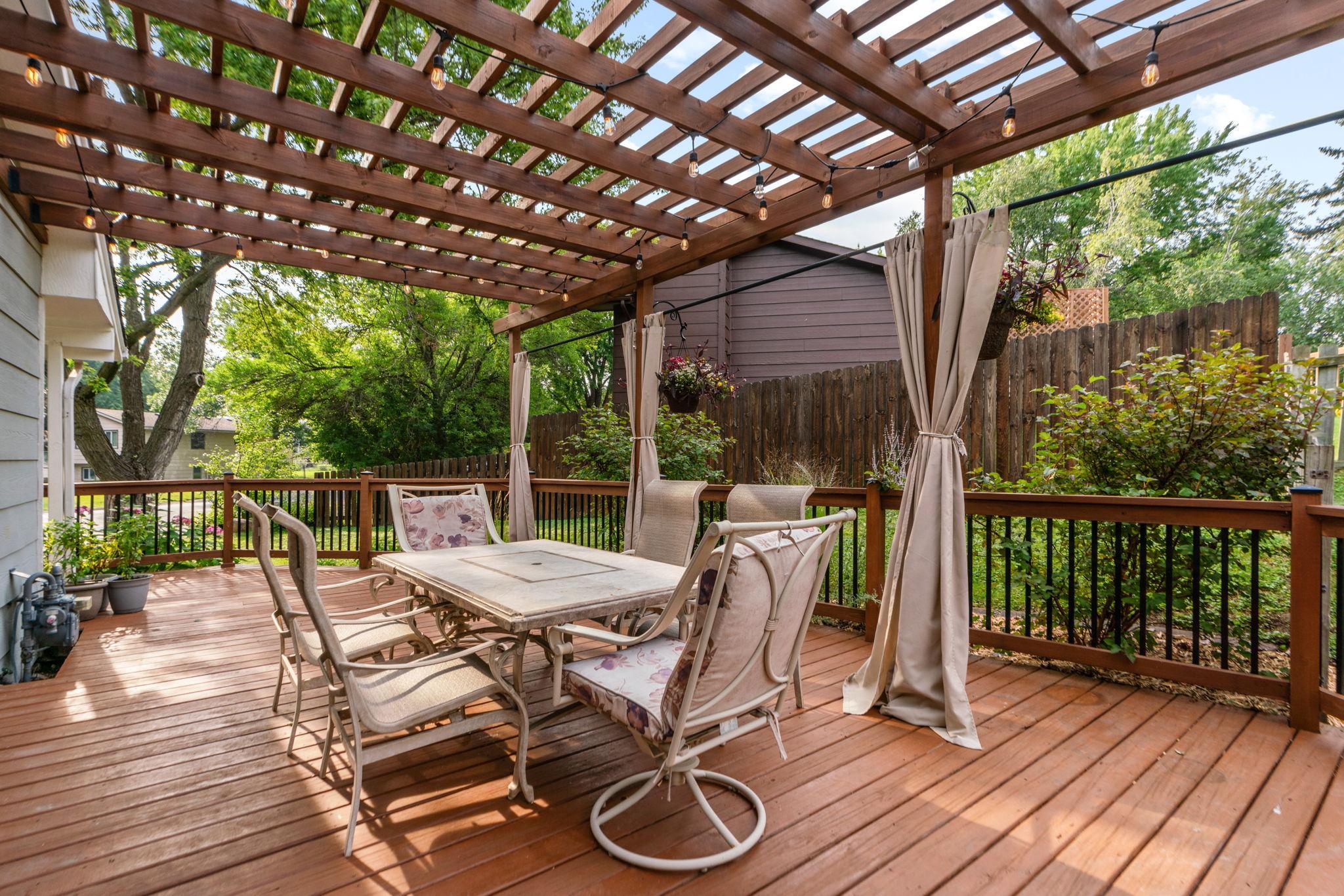 6585 Lancaster Lane N