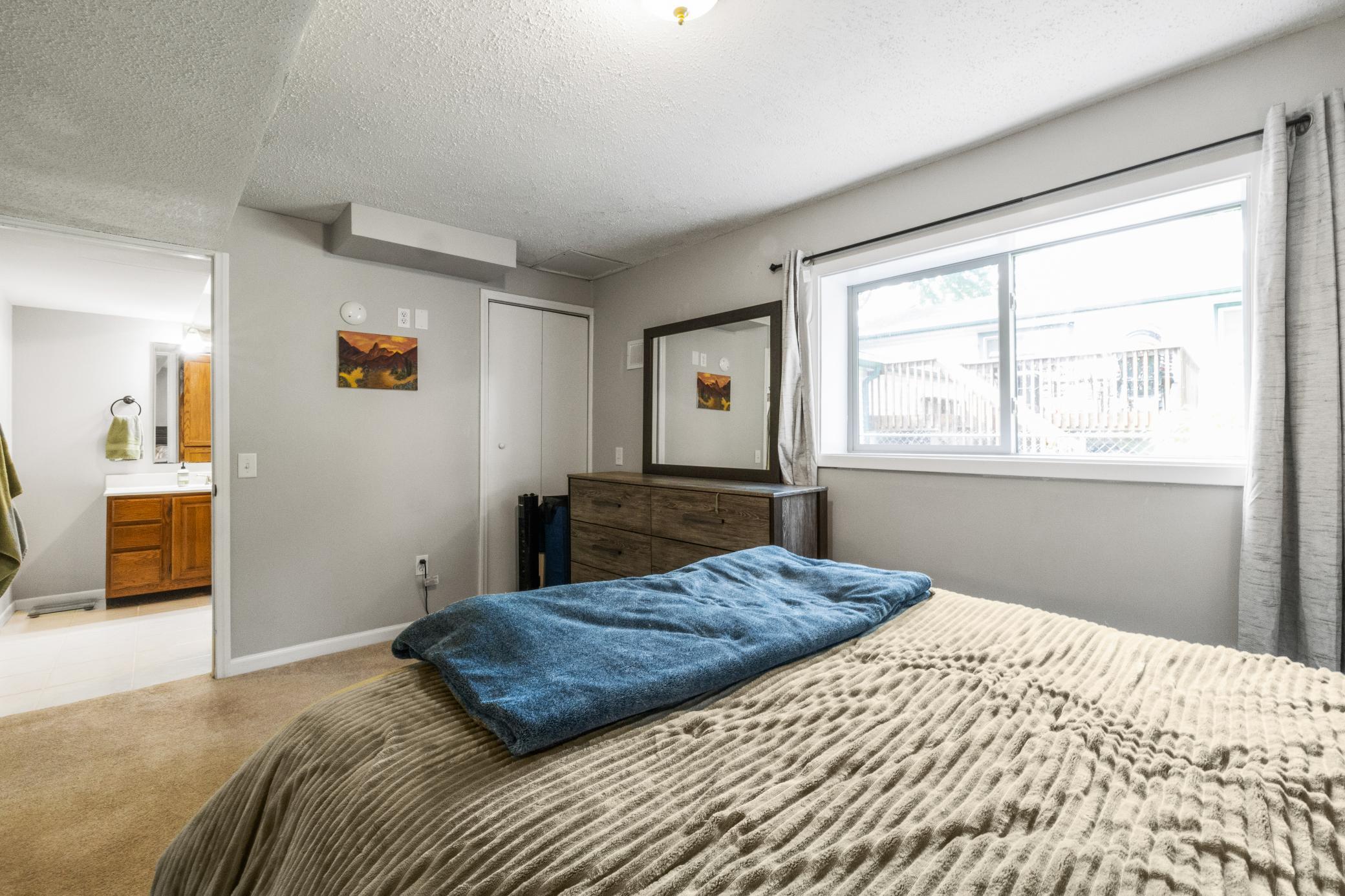 14201 W Aspen Avenue NE