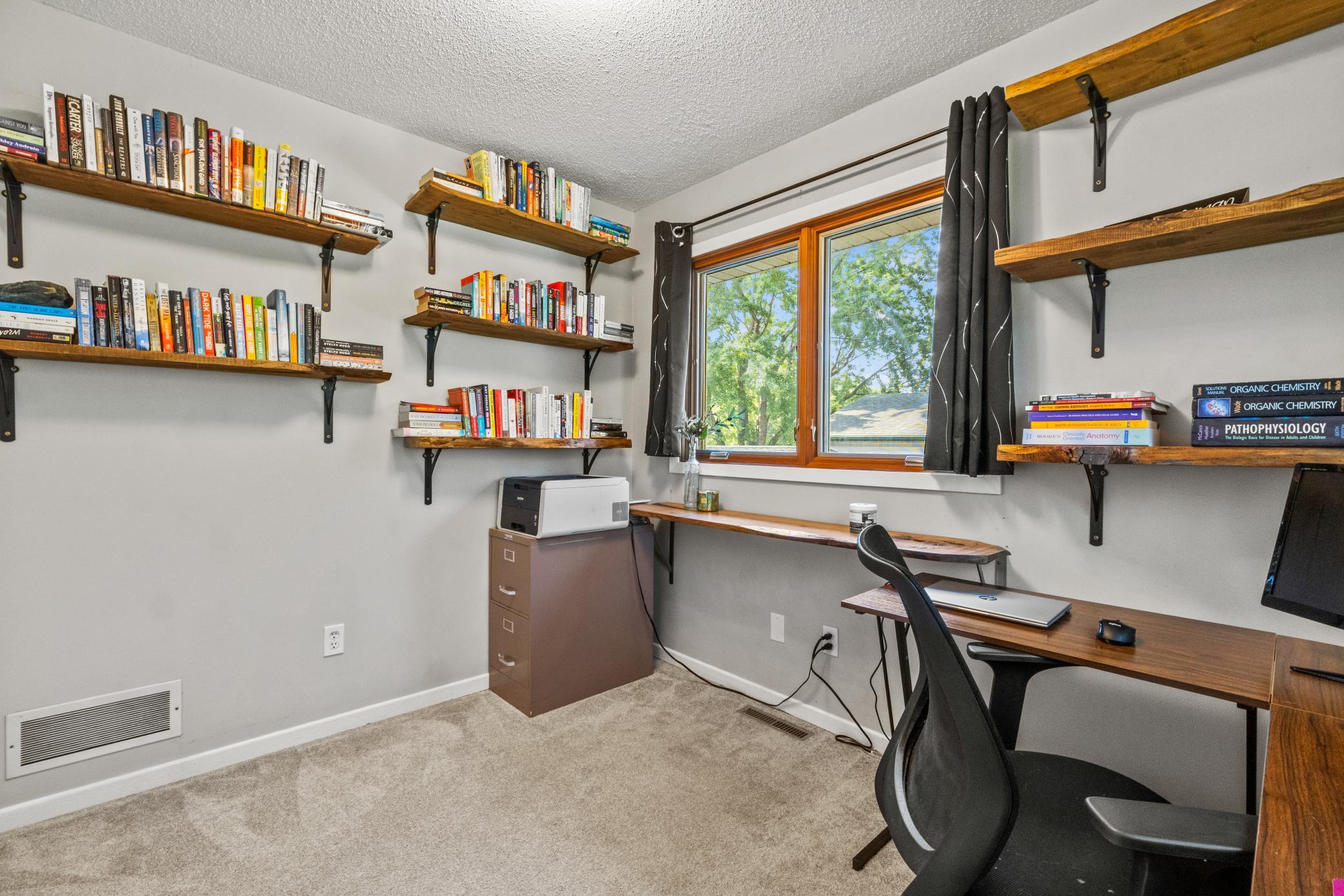 14201 W Aspen Avenue NE