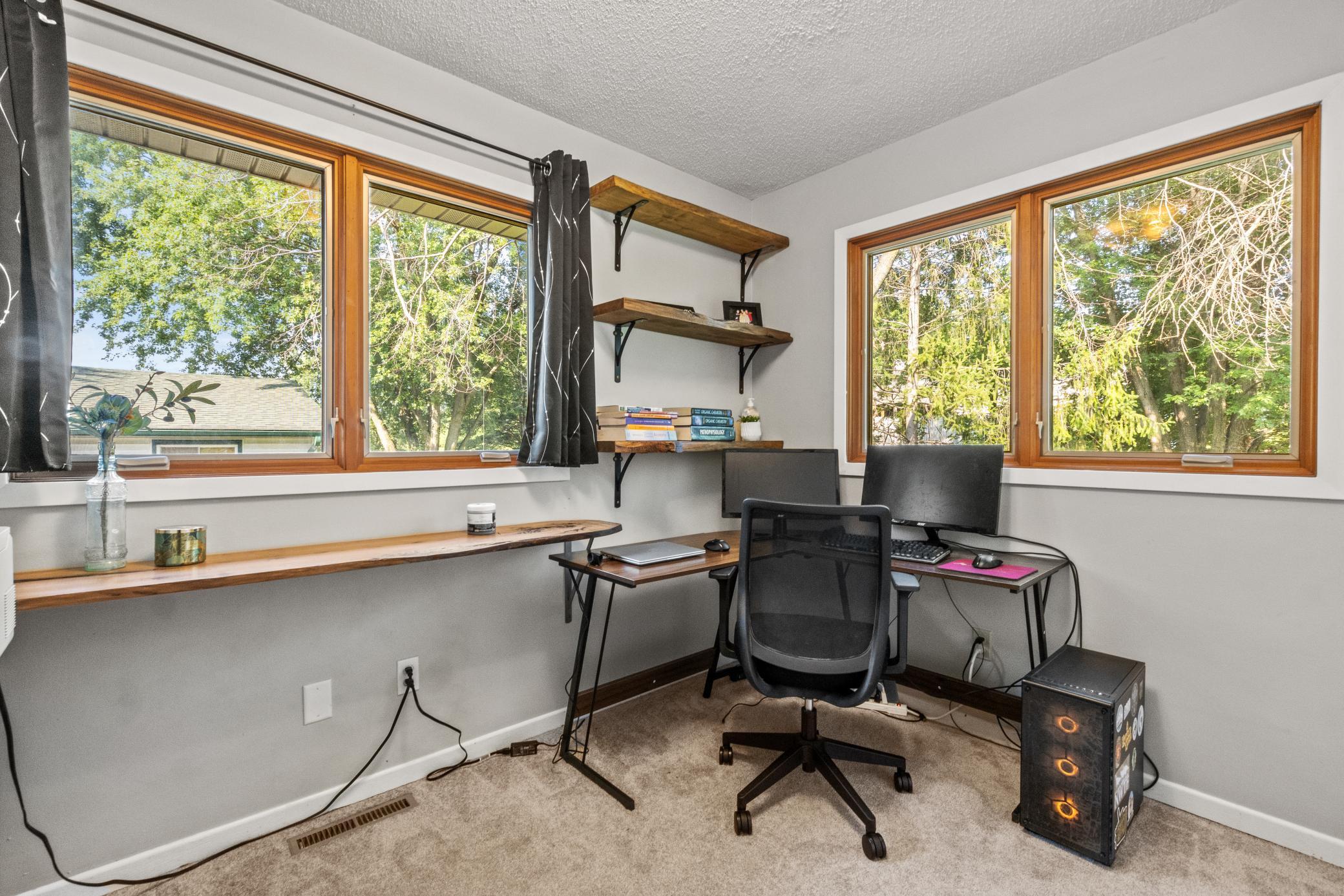 14201 W Aspen Avenue NE