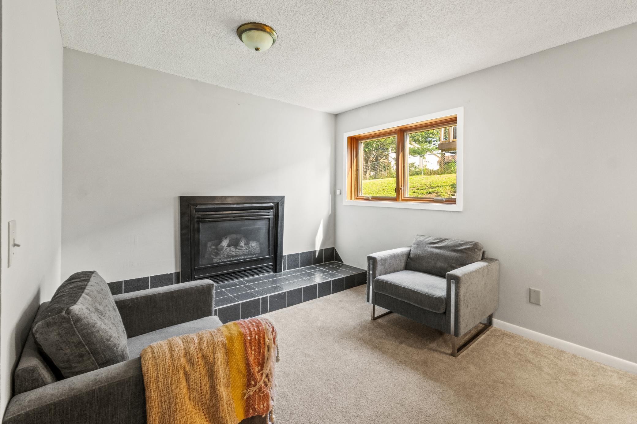 14201 W Aspen Avenue NE