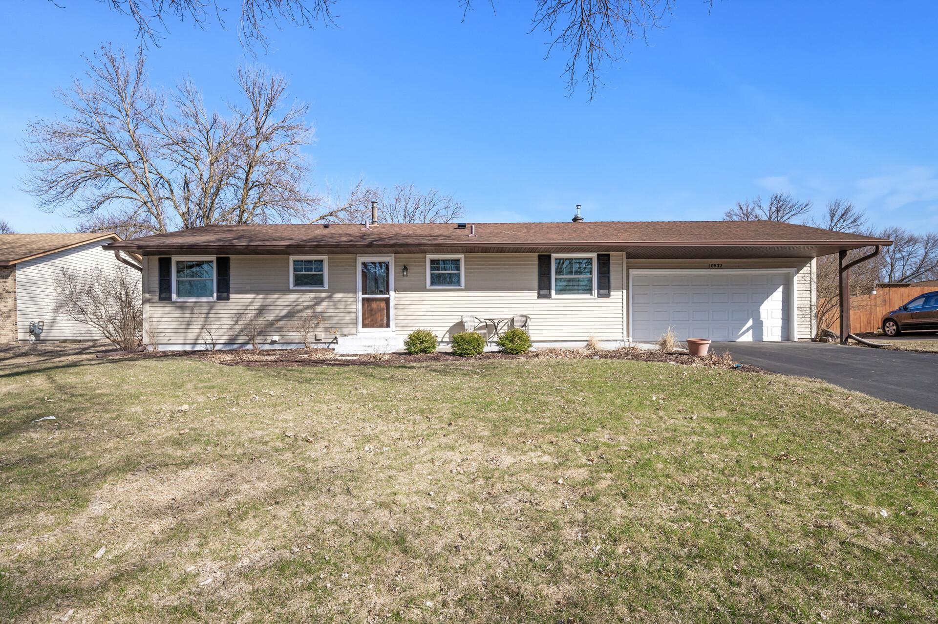 10532 Wellington Lane N