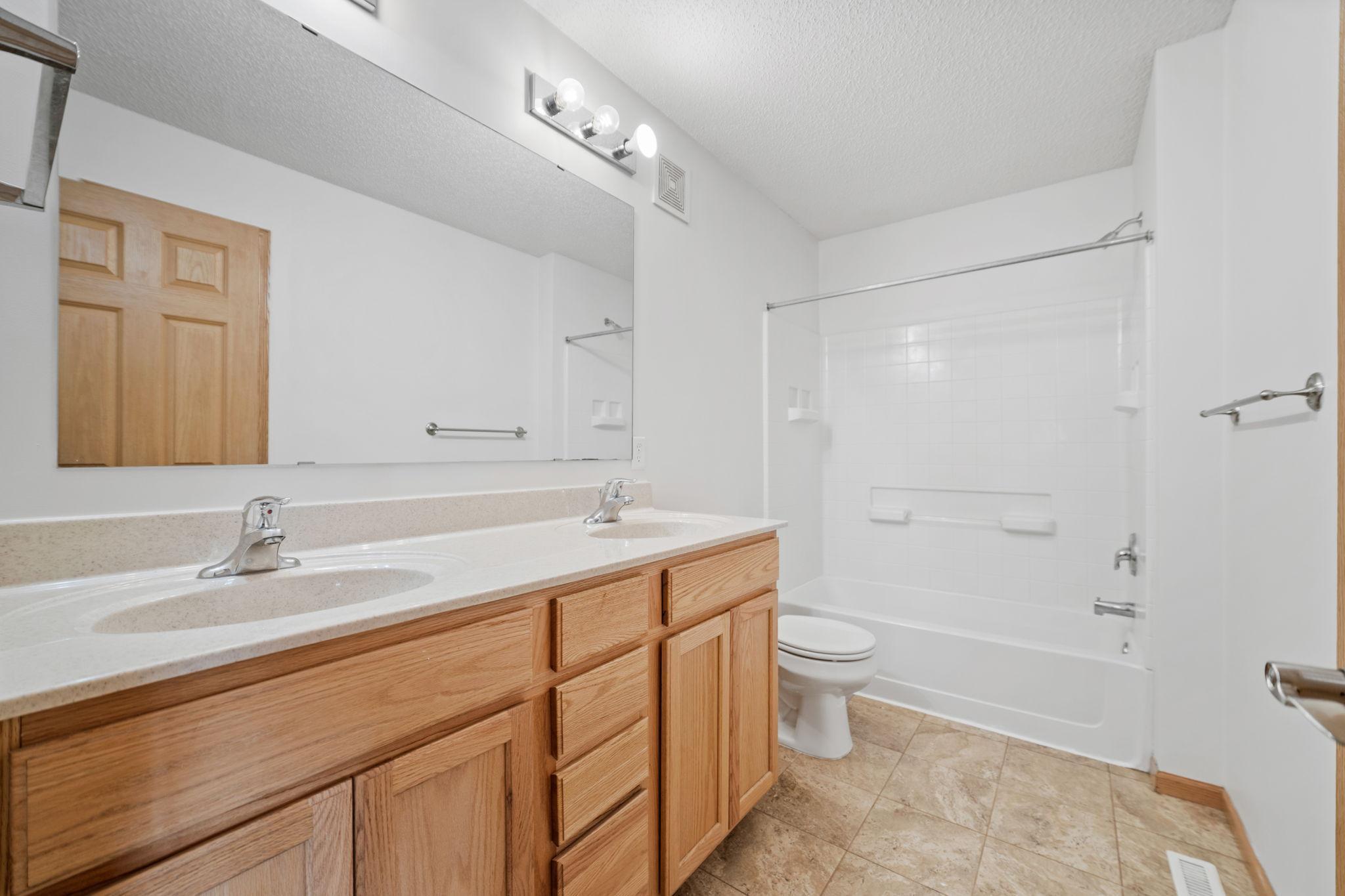 2108 Meadowlark Lane