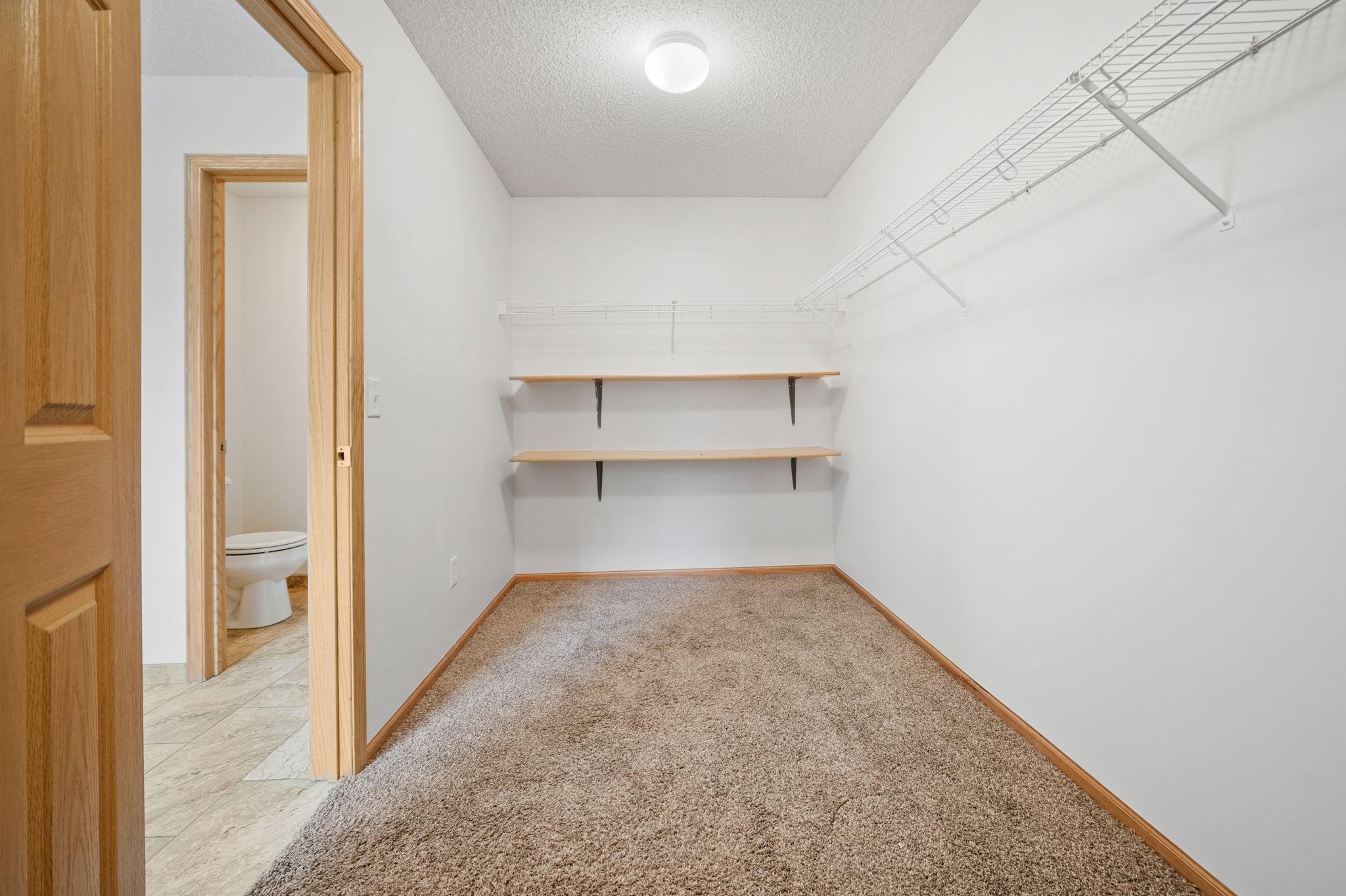 2108 Meadowlark Lane