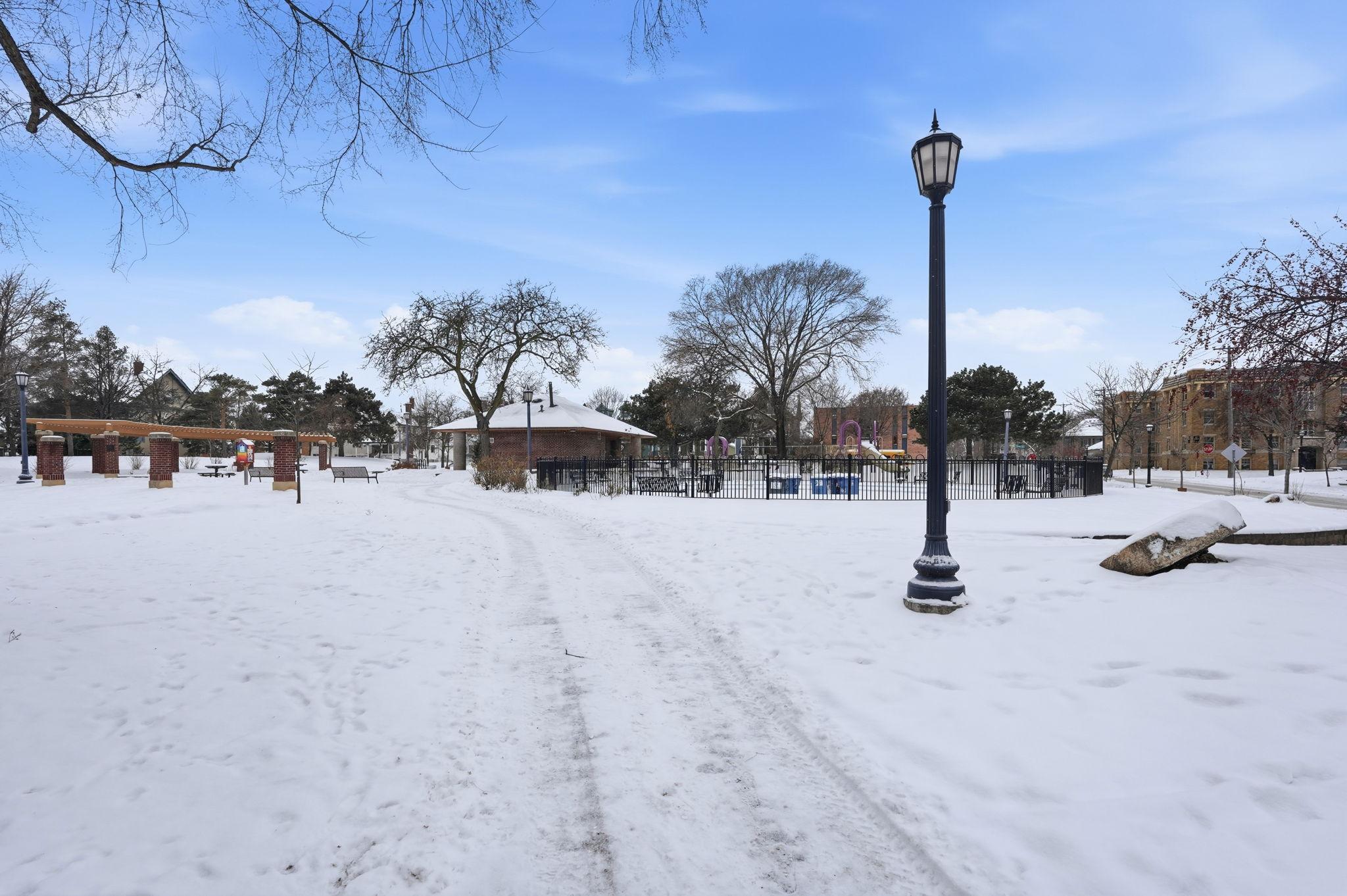 2507 Bryant Avenue S Unit: 103