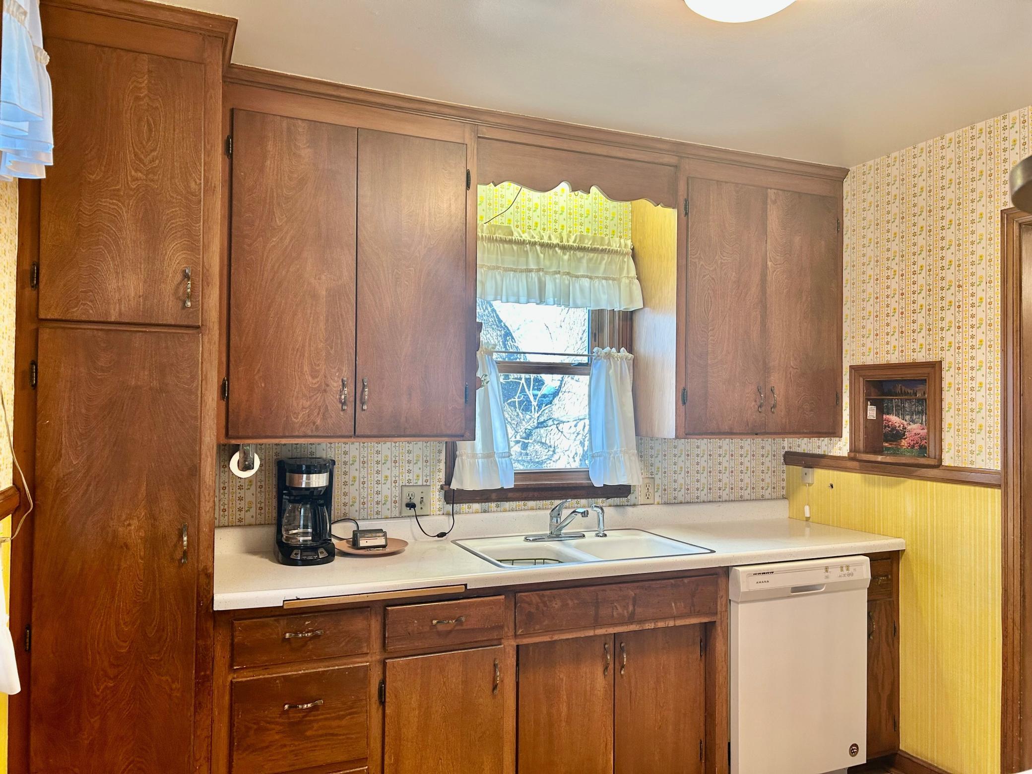 2632 Hampshire Avenue S