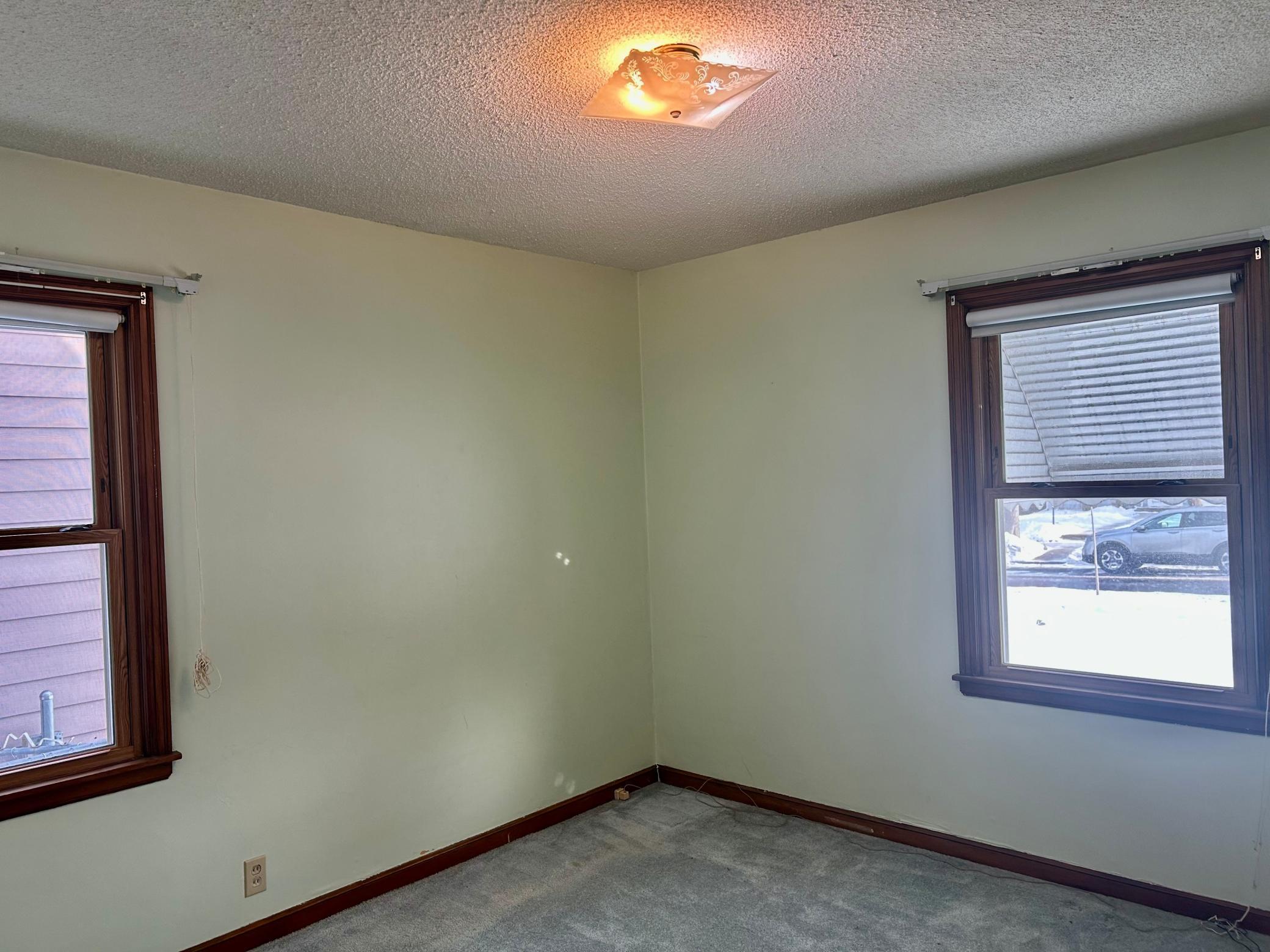 2632 Hampshire Avenue S