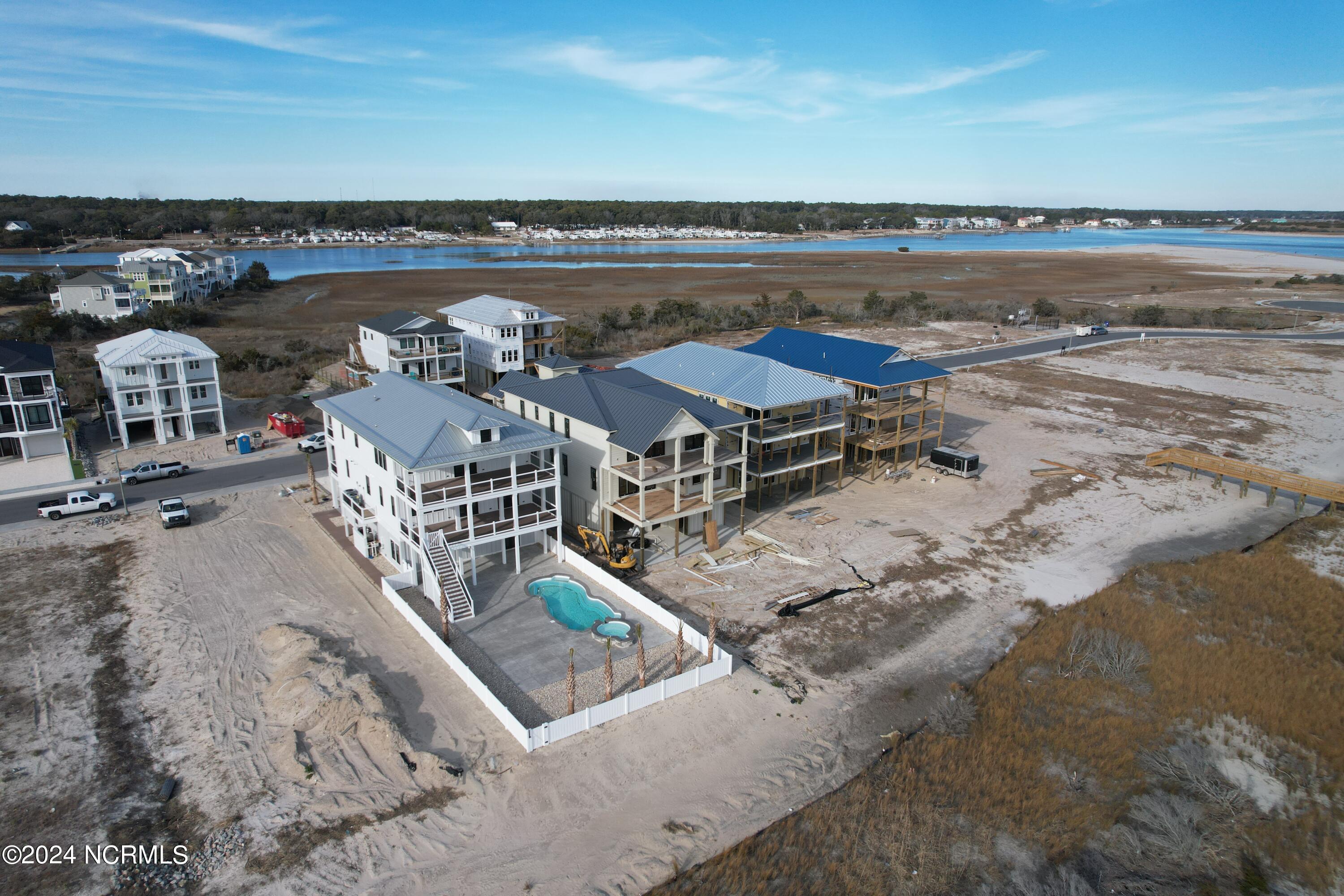 49 21 Grande View Drive