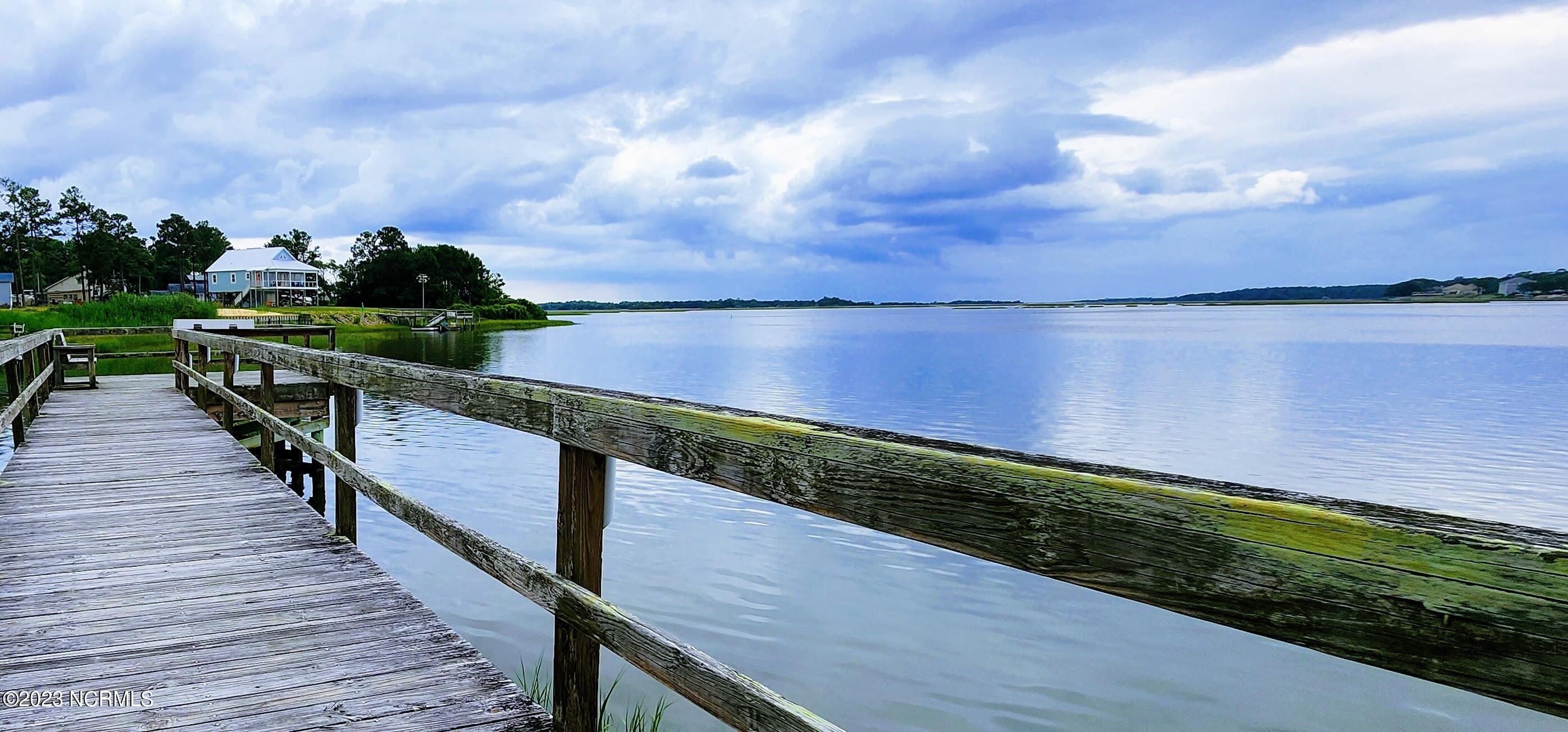 825 Sand Fiddler Court SE