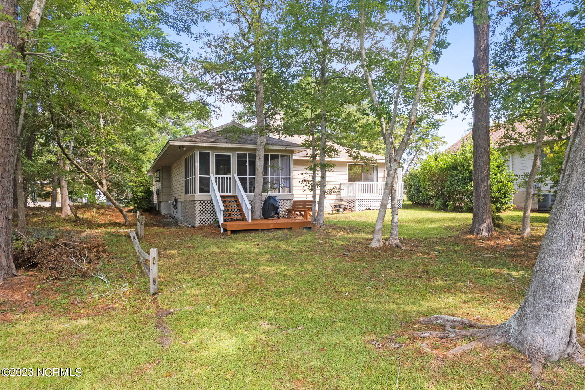 1674 Moorings Circle SW