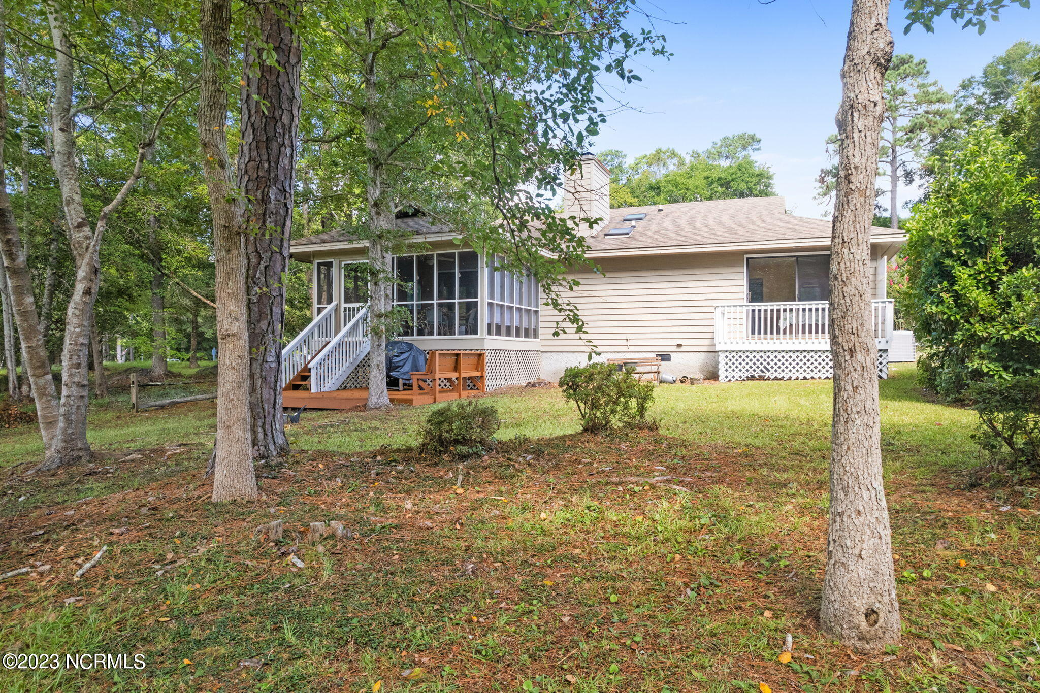 1674 Moorings Circle SW