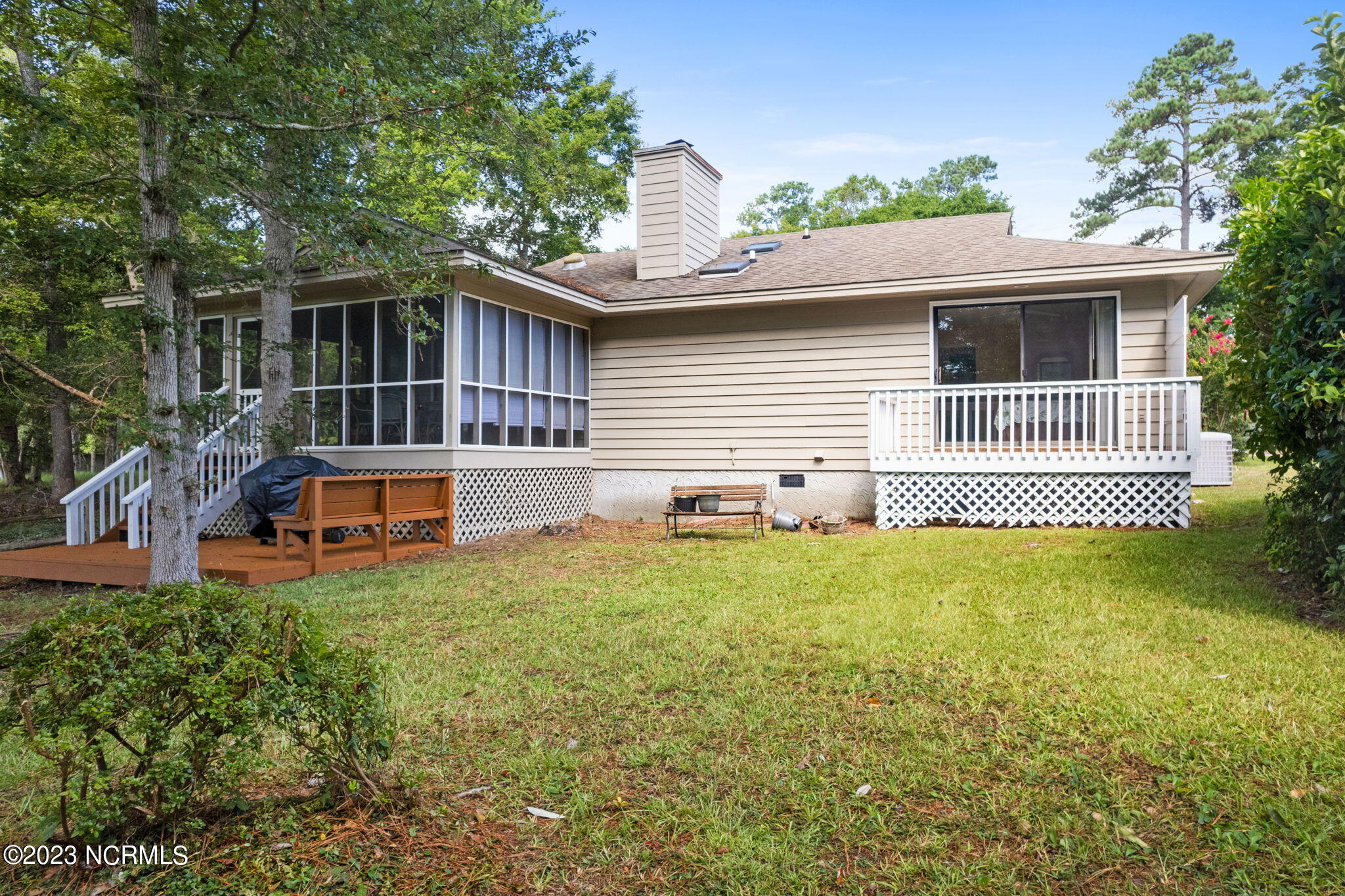 1674 Moorings Circle SW