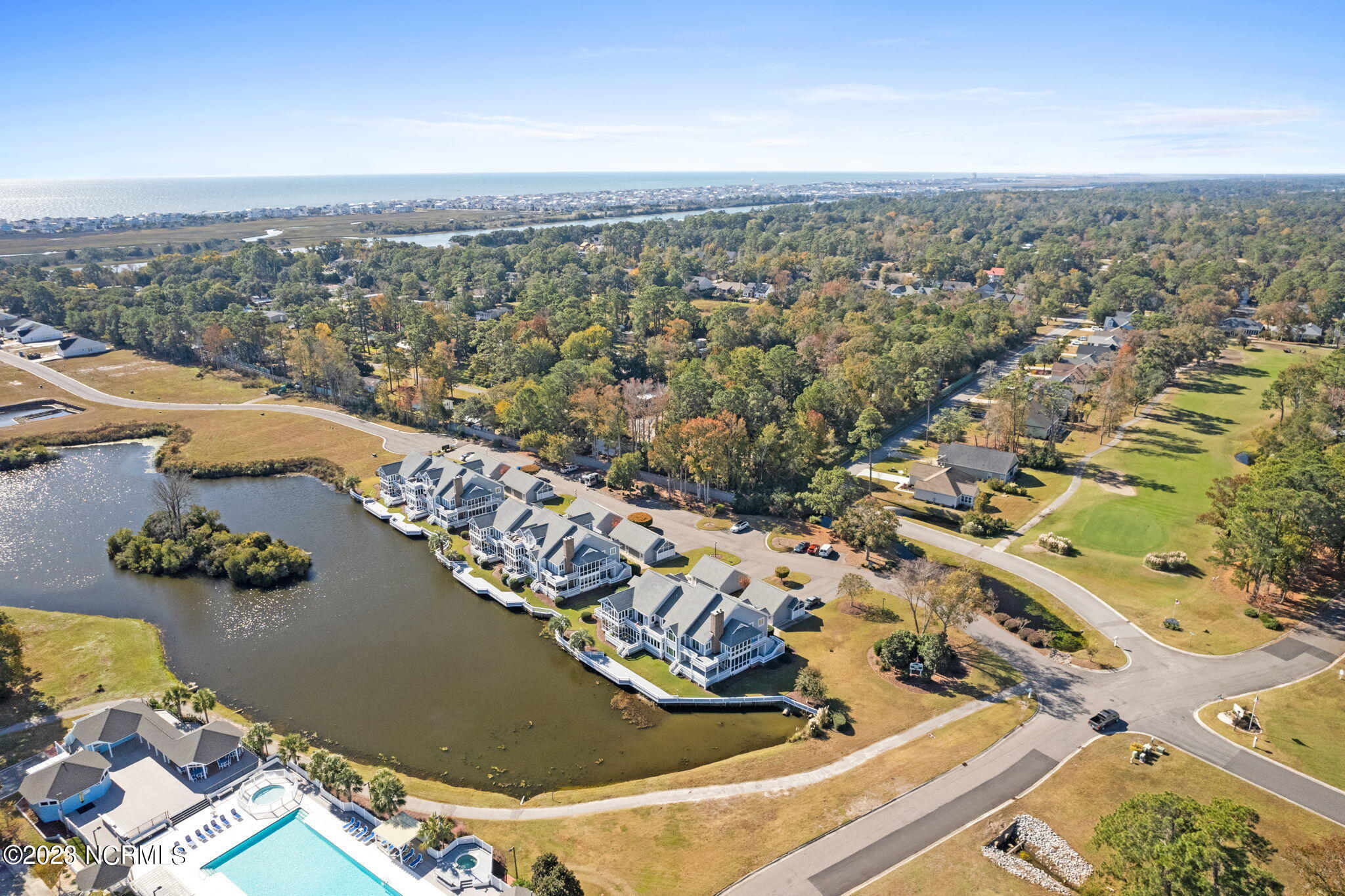 1710 Deerfield Drive SW, 4