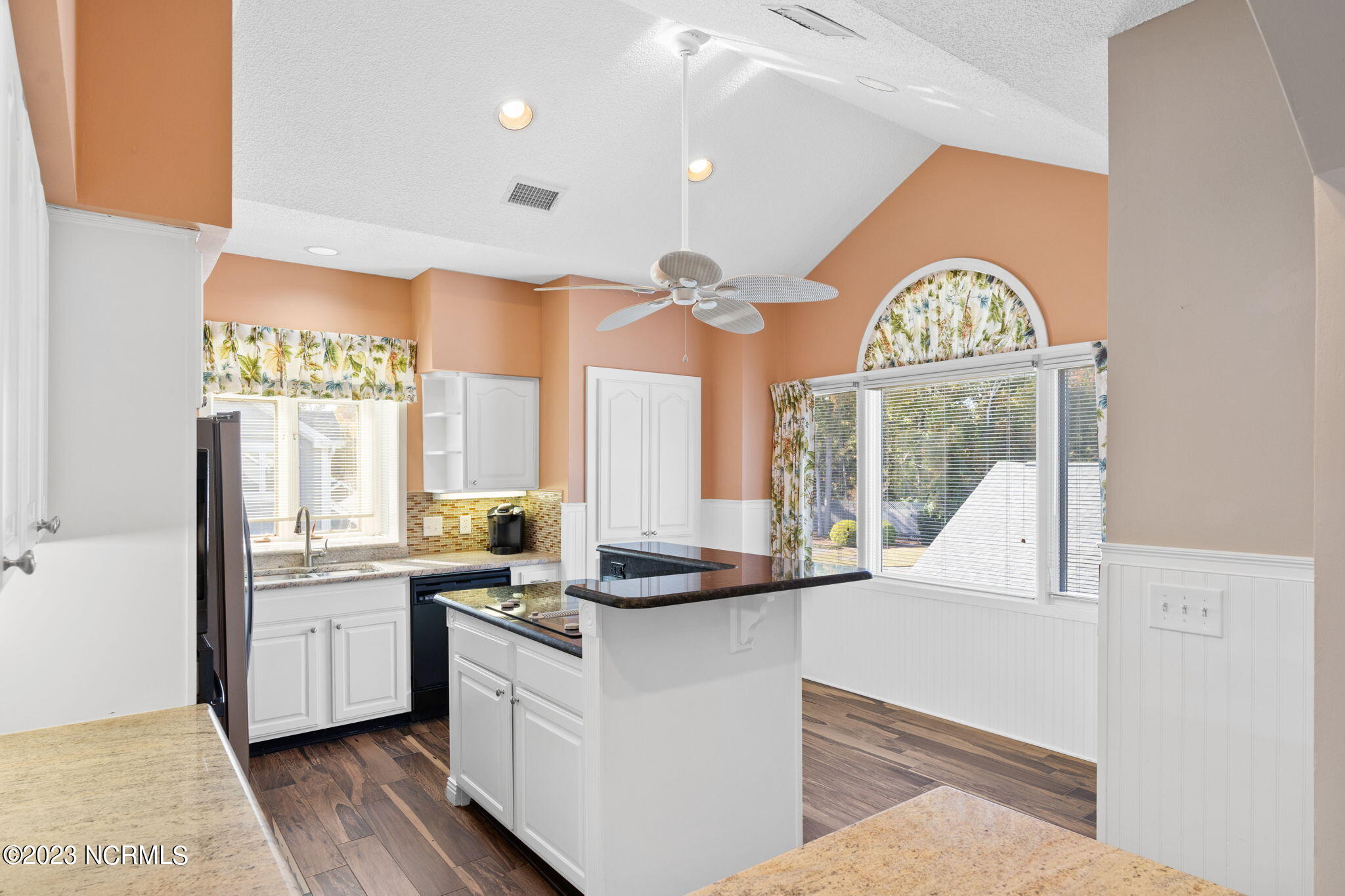 1710 Deerfield Drive SW, 4