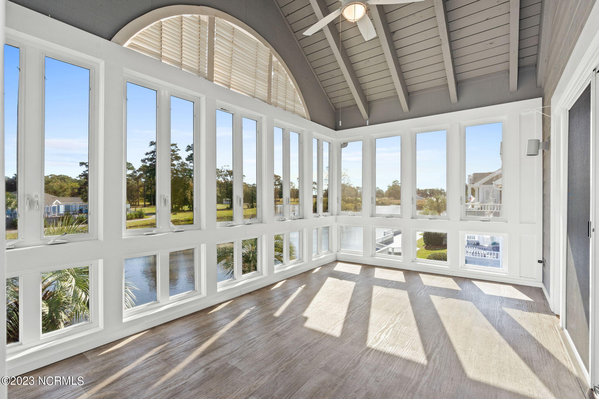 1710 Deerfield Drive SW, 4