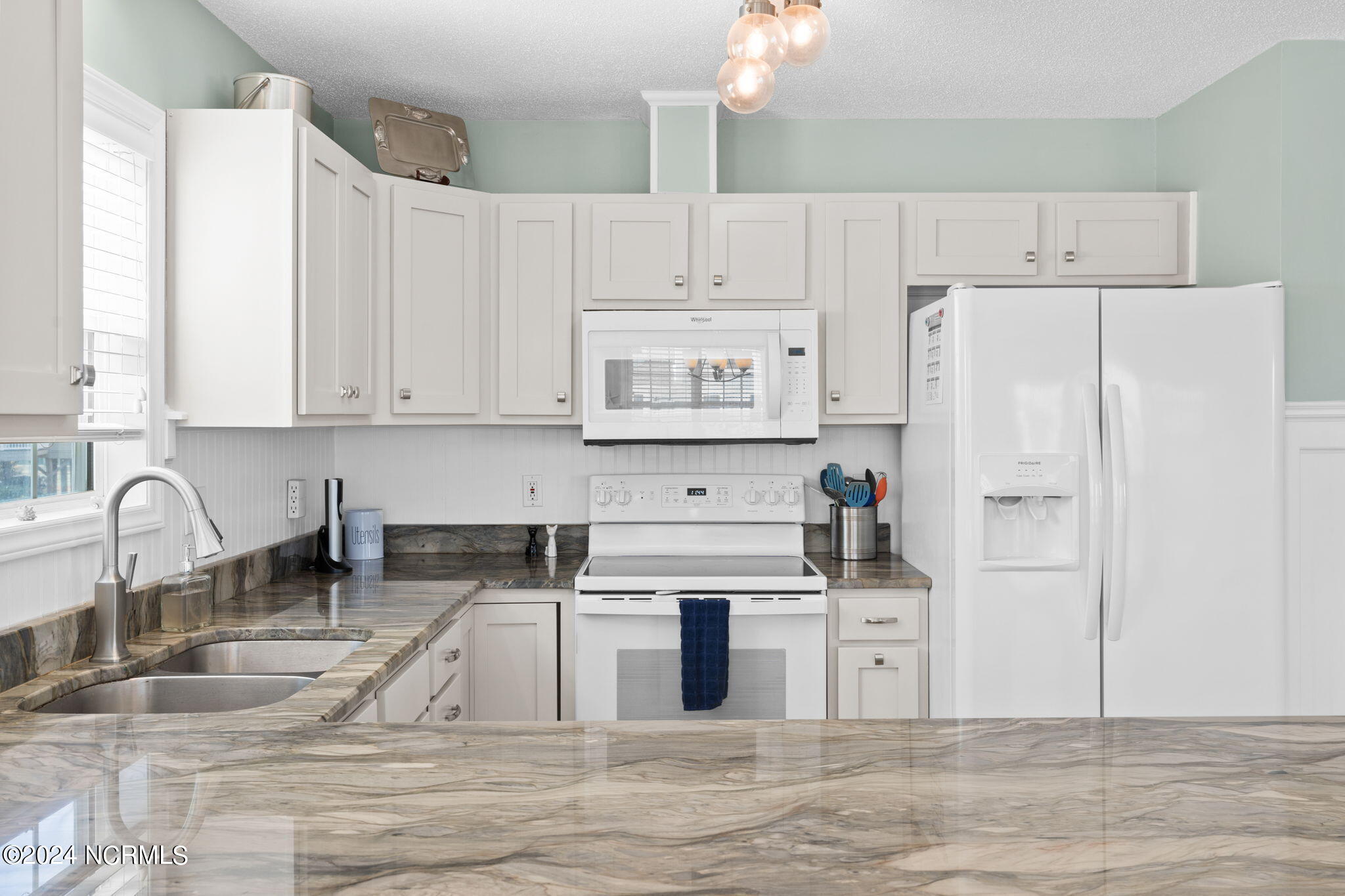 21 W Asheville Street