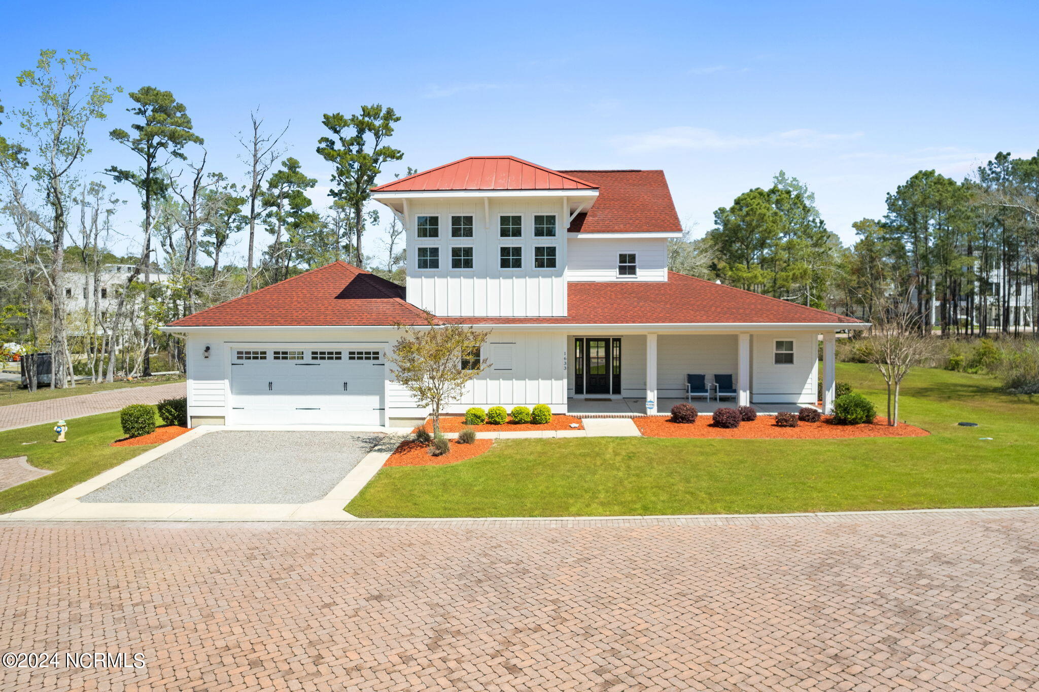 1633 Back Bay Drive SW