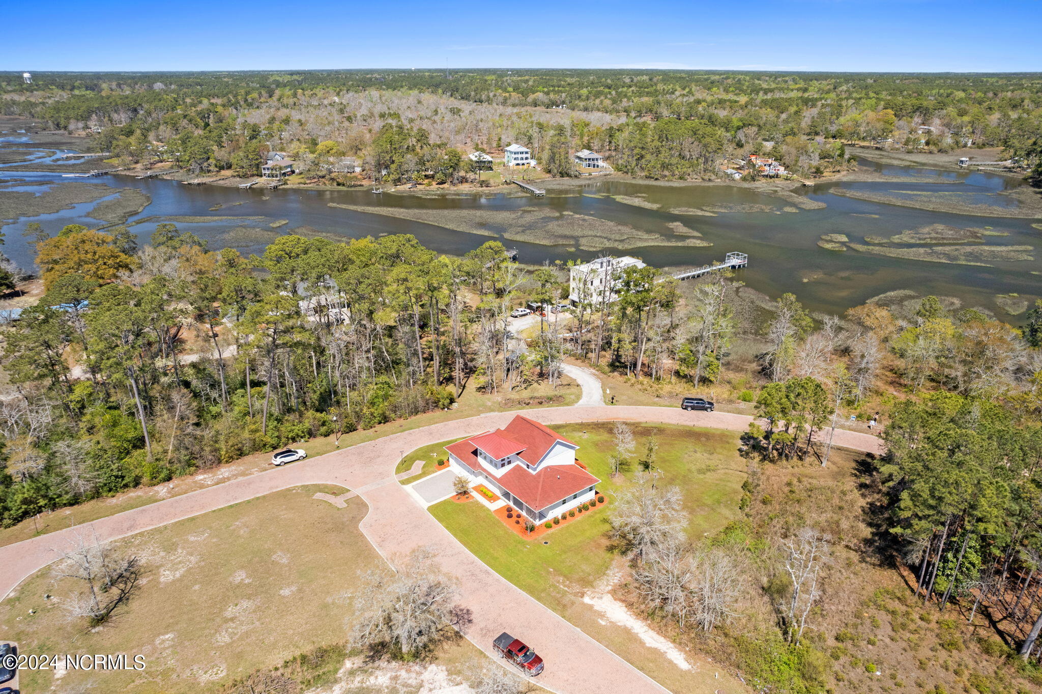 1633 Back Bay Drive SW