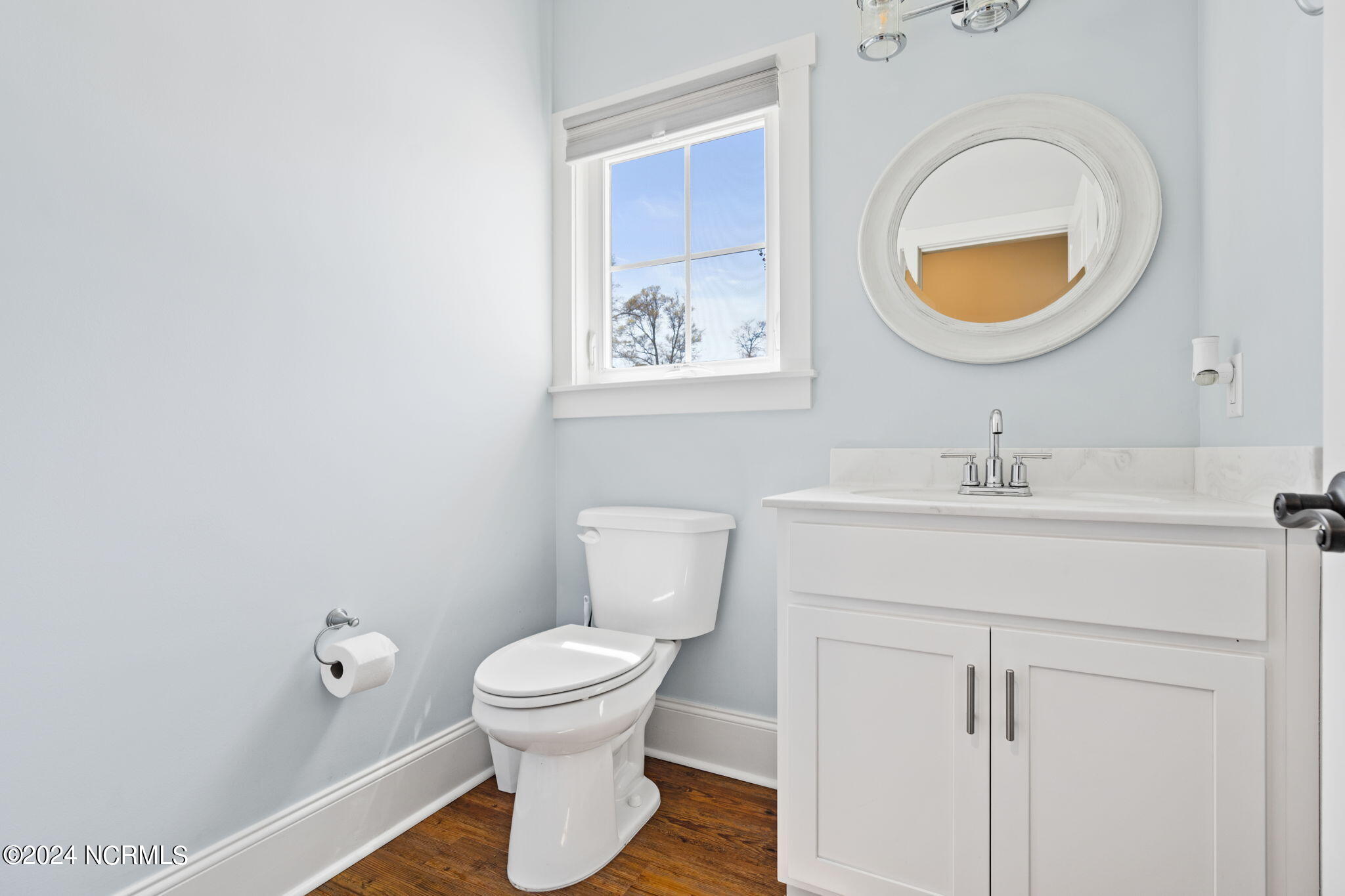 1633 Back Bay Drive SW