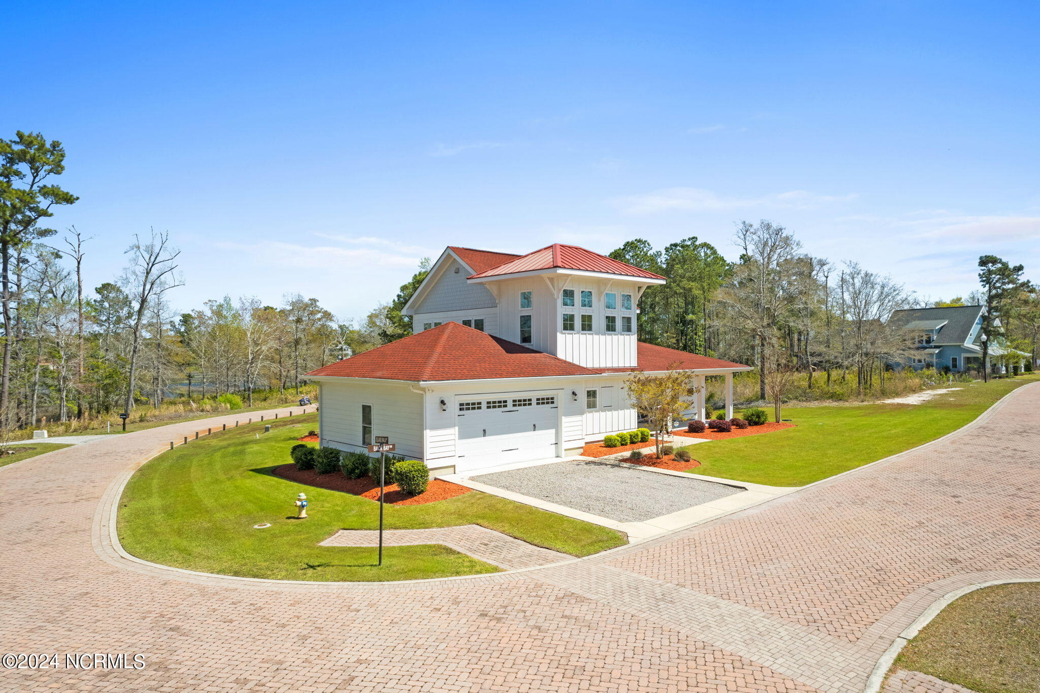 1633 Back Bay Drive SW