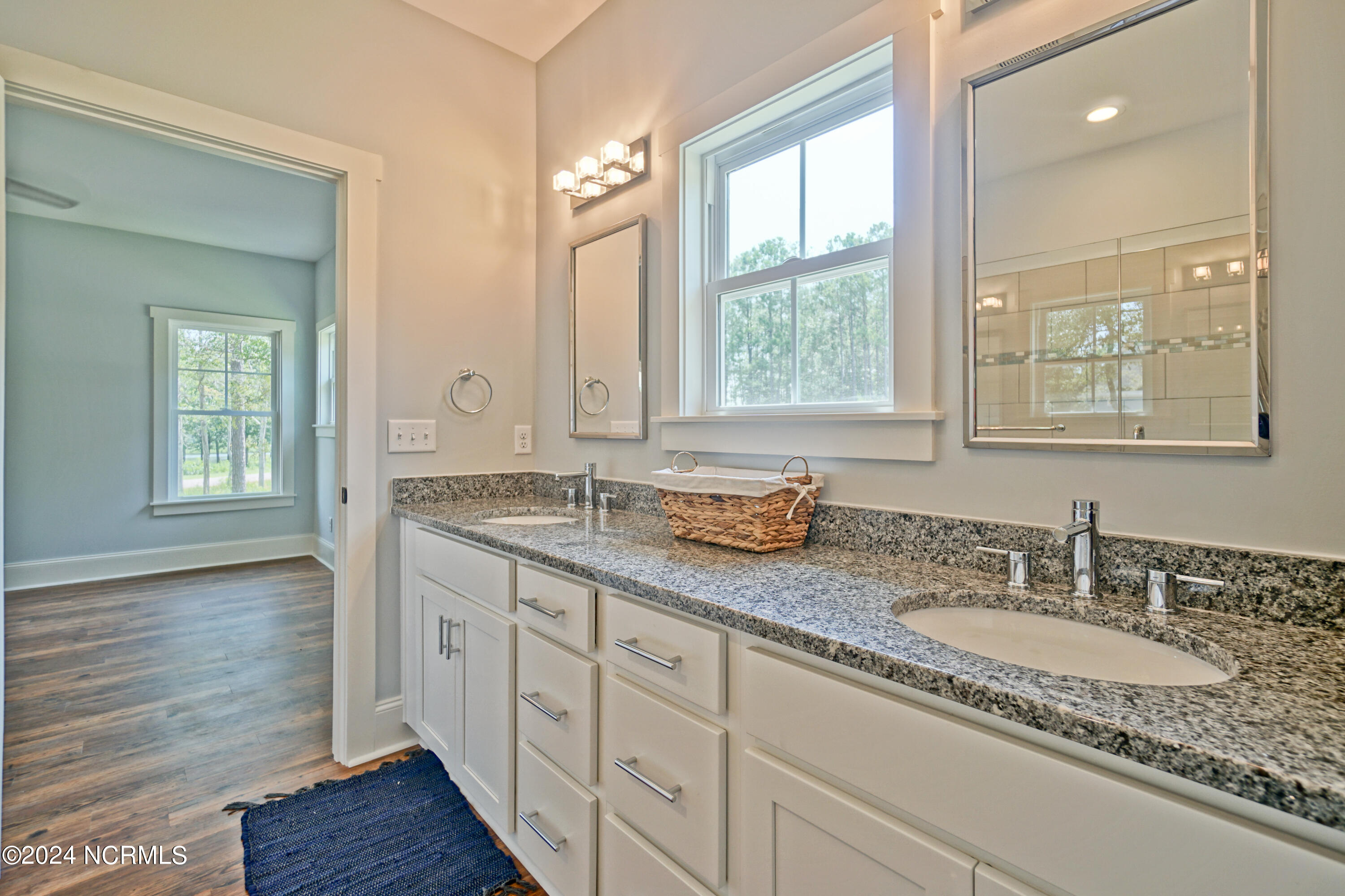 1633 Back Bay Drive SW