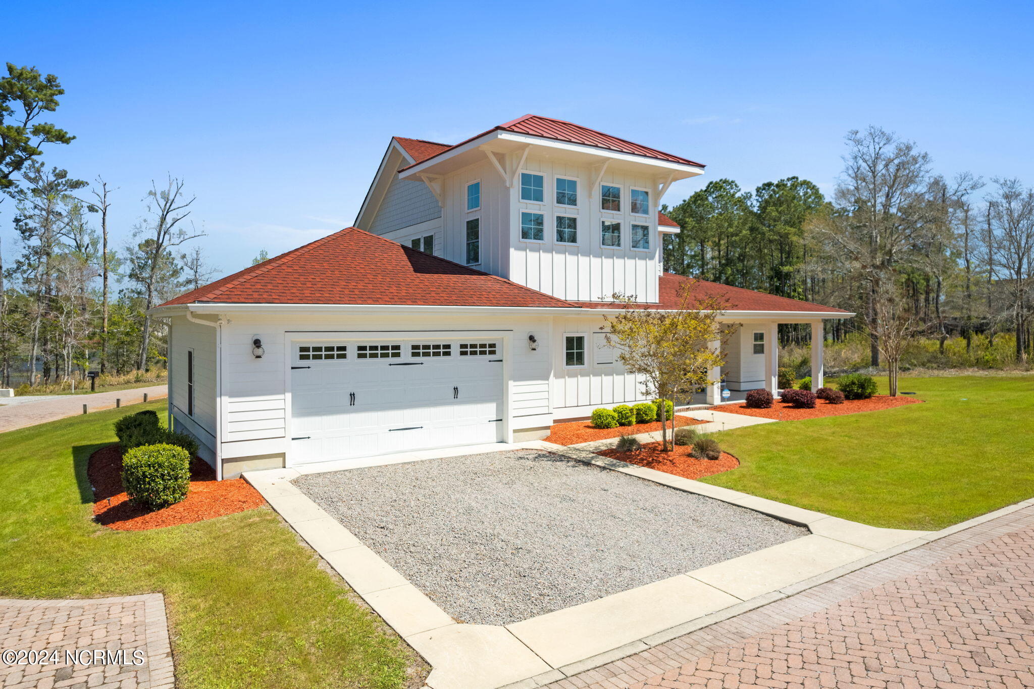 1633 Back Bay Drive SW