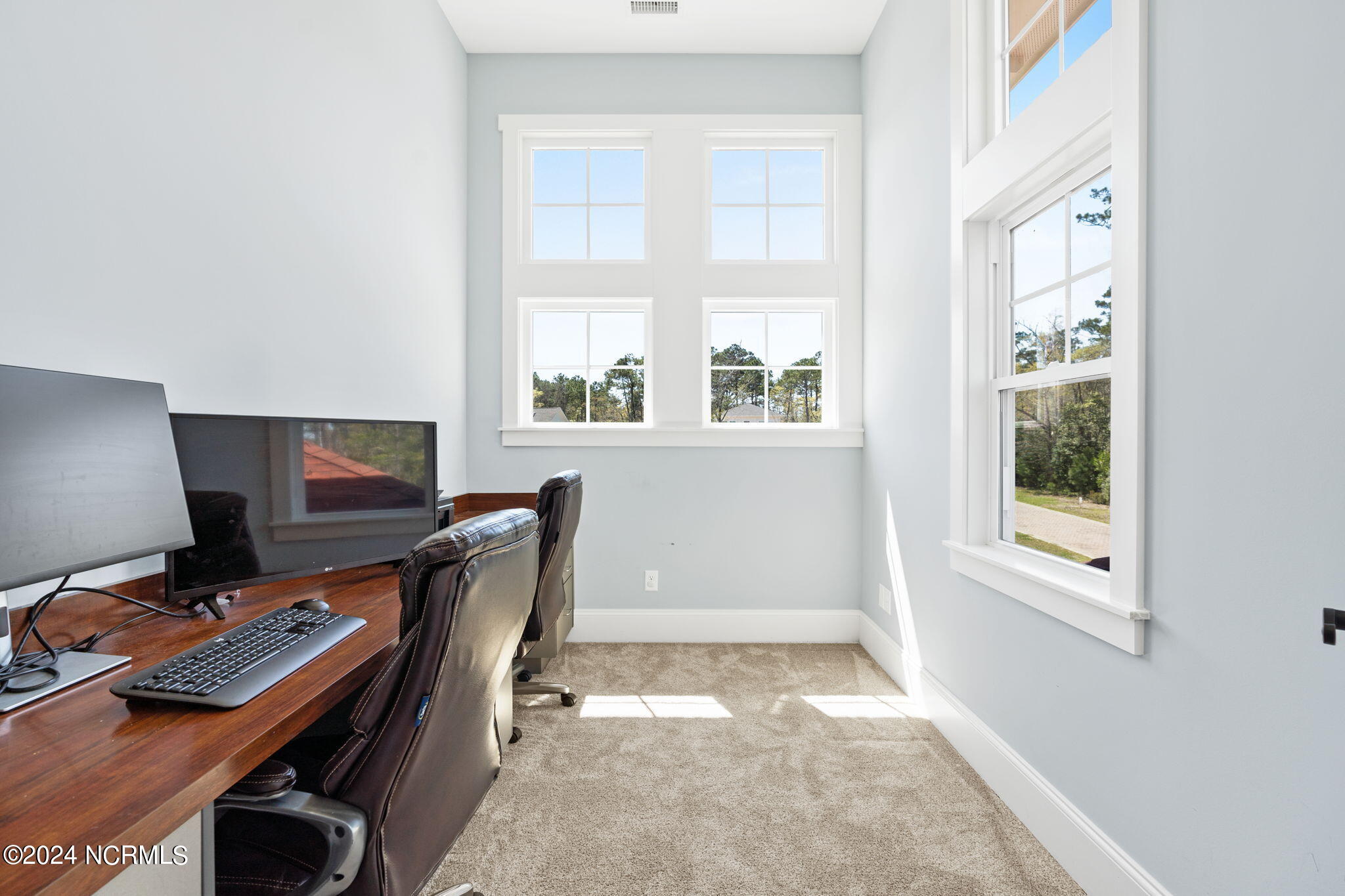 1633 Back Bay Drive SW