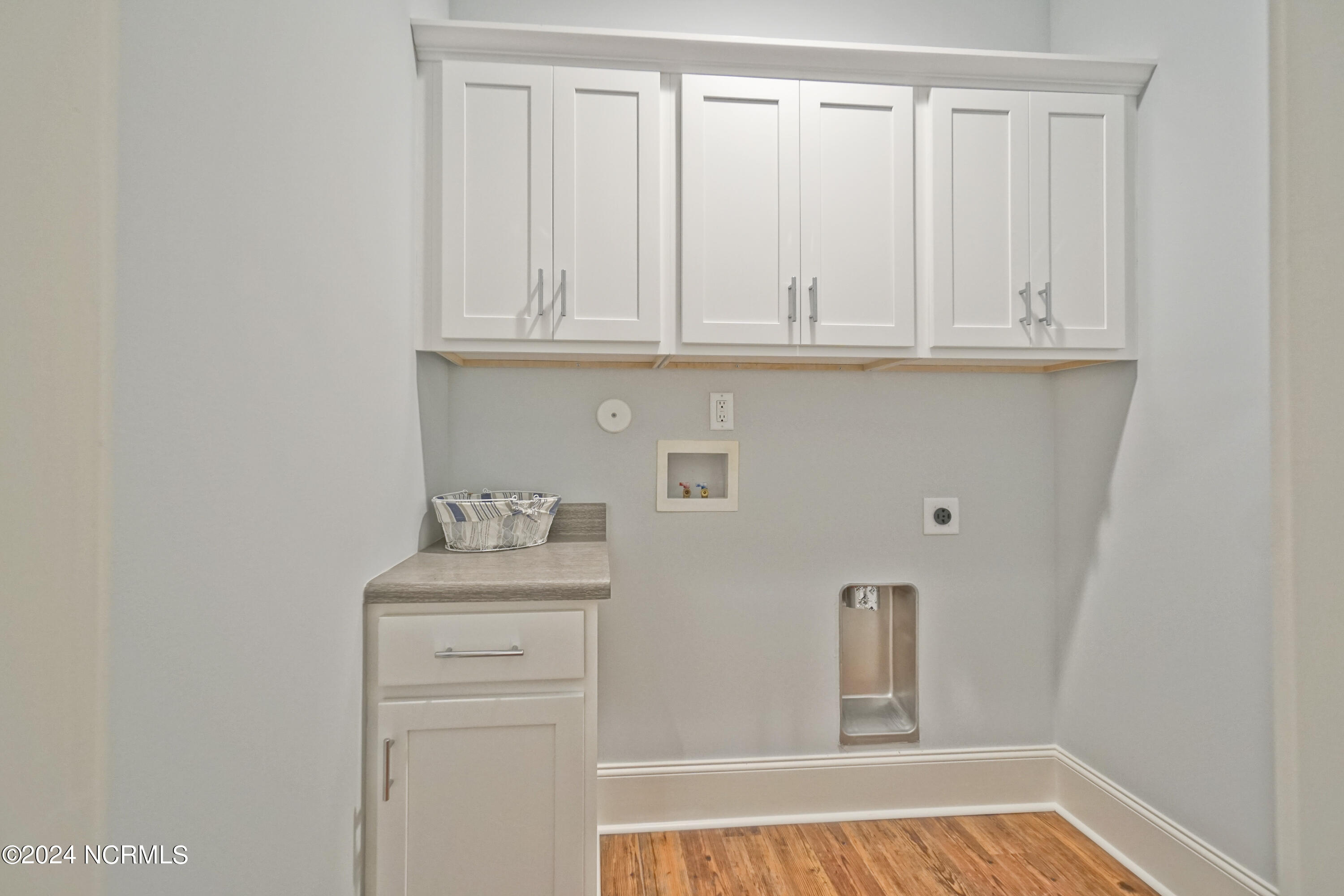 1633 Back Bay Drive SW