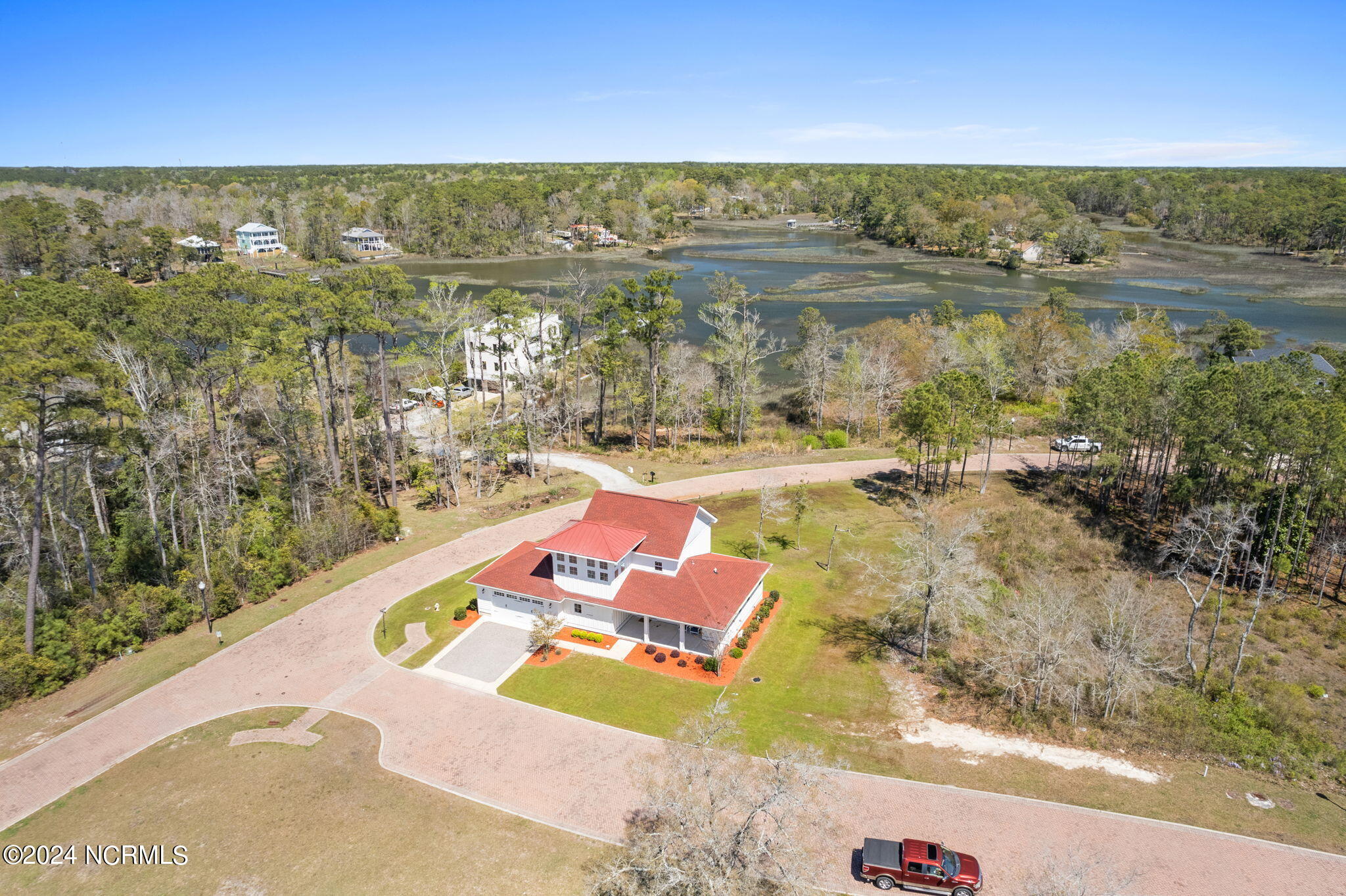 1633 Back Bay Drive SW