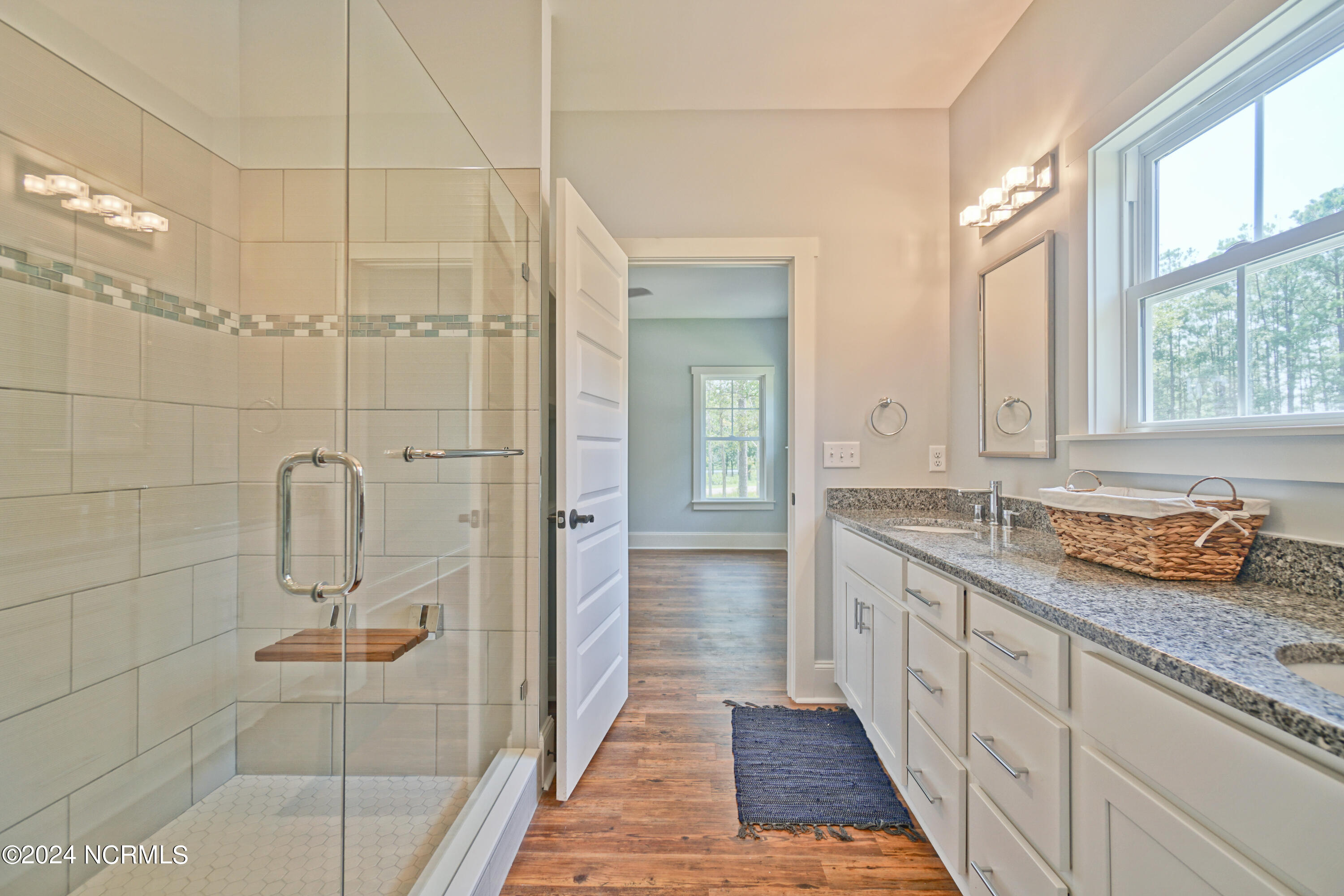 1633 Back Bay Drive SW