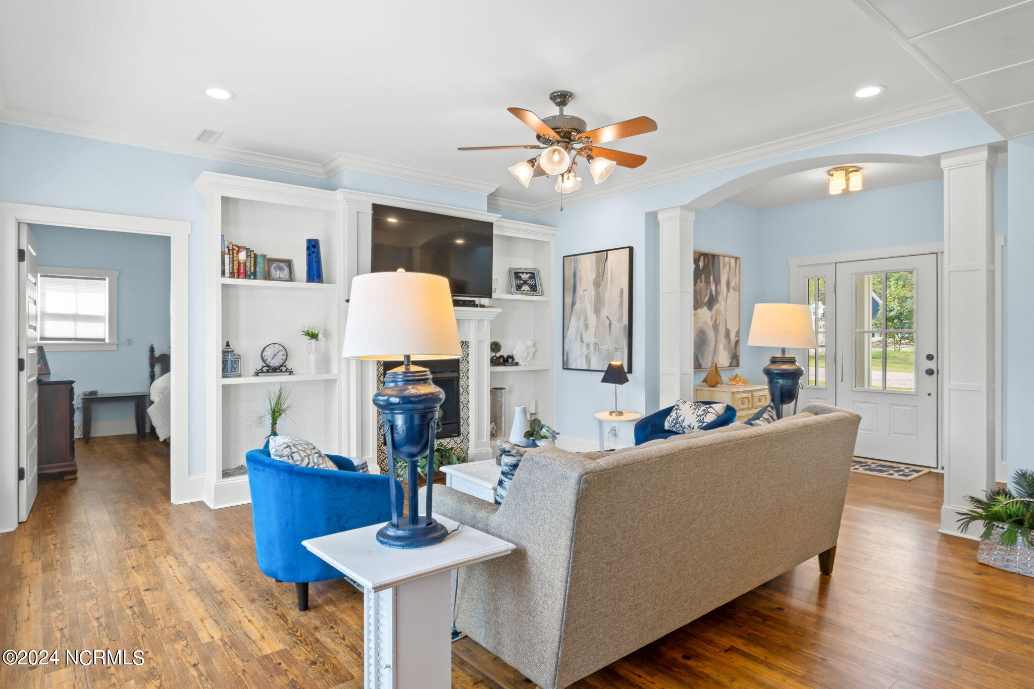 1633 Back Bay Drive SW