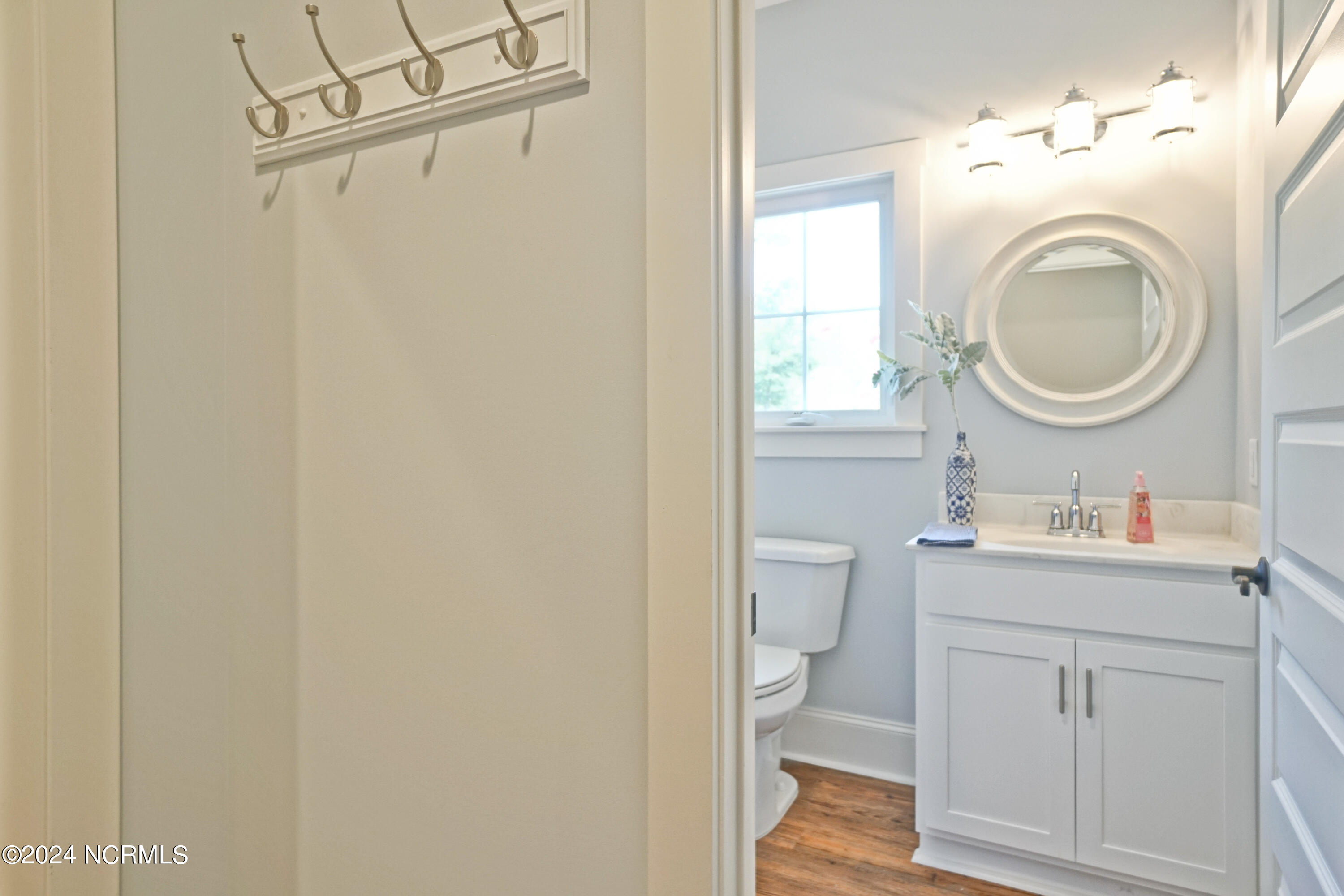 1633 Back Bay Drive SW