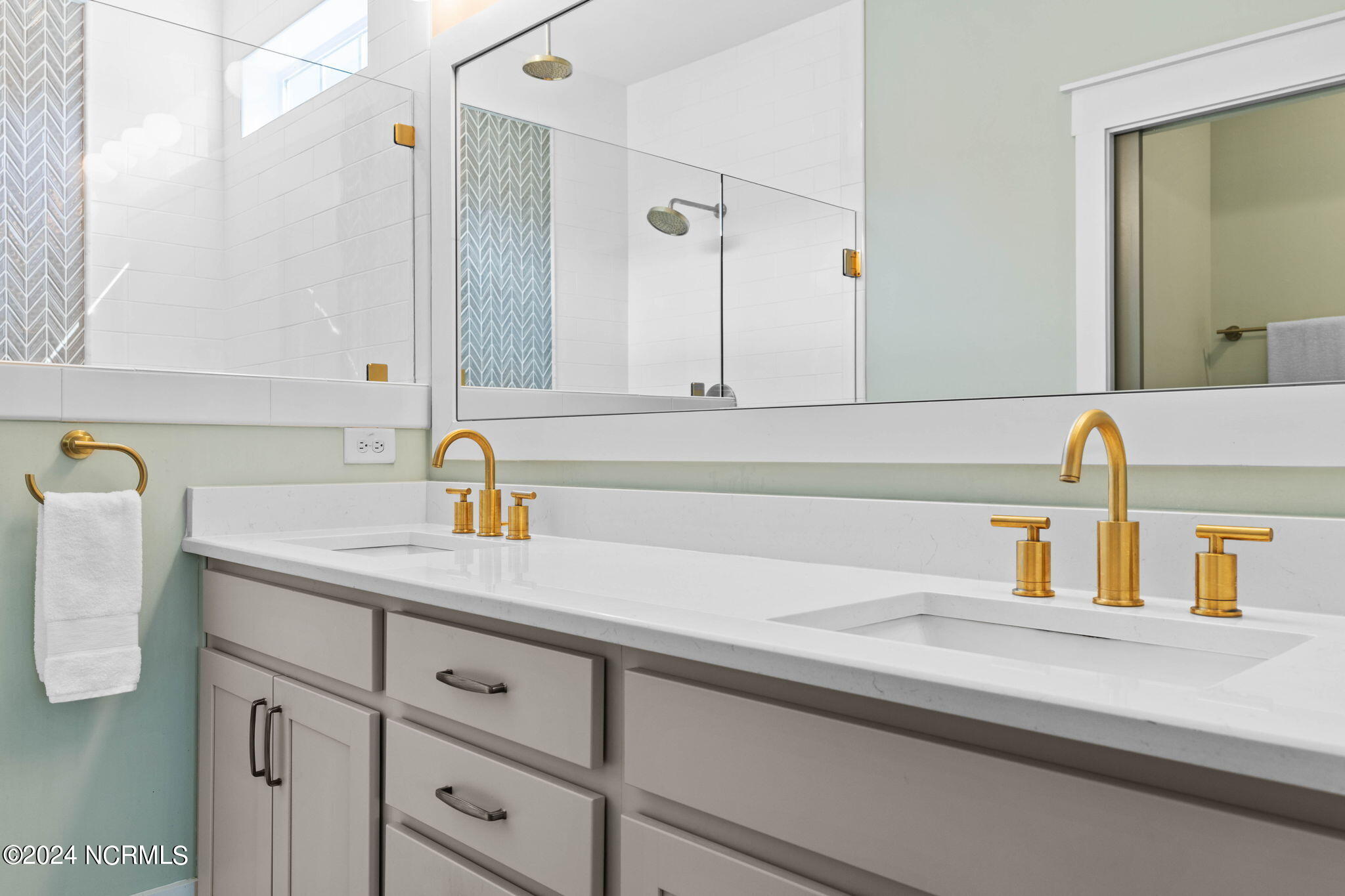 6505 Bryson Drive SW