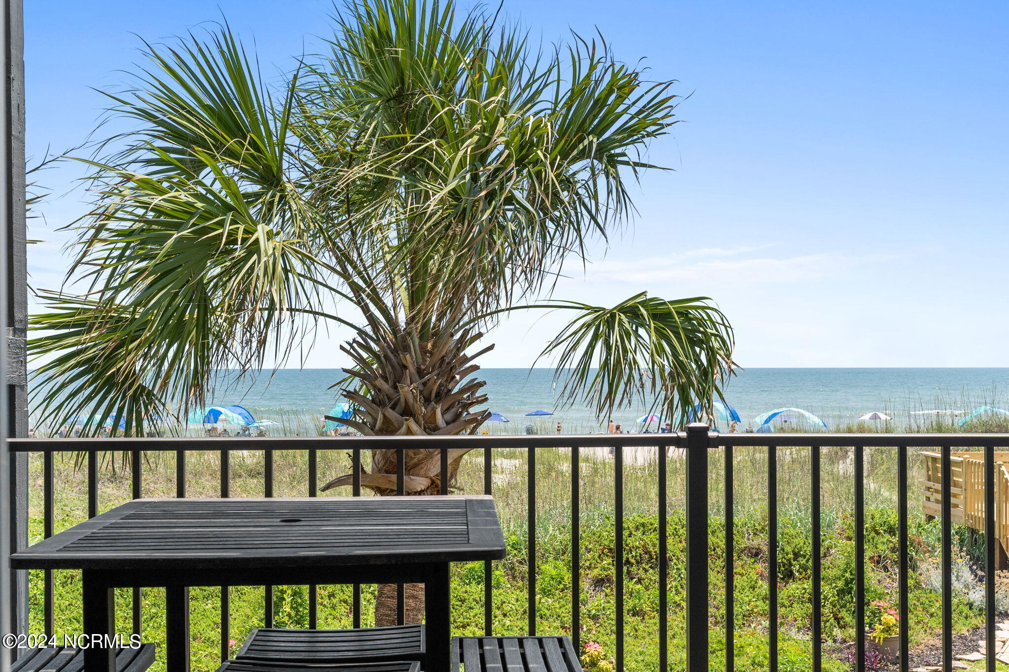 42 E First Street, B-1