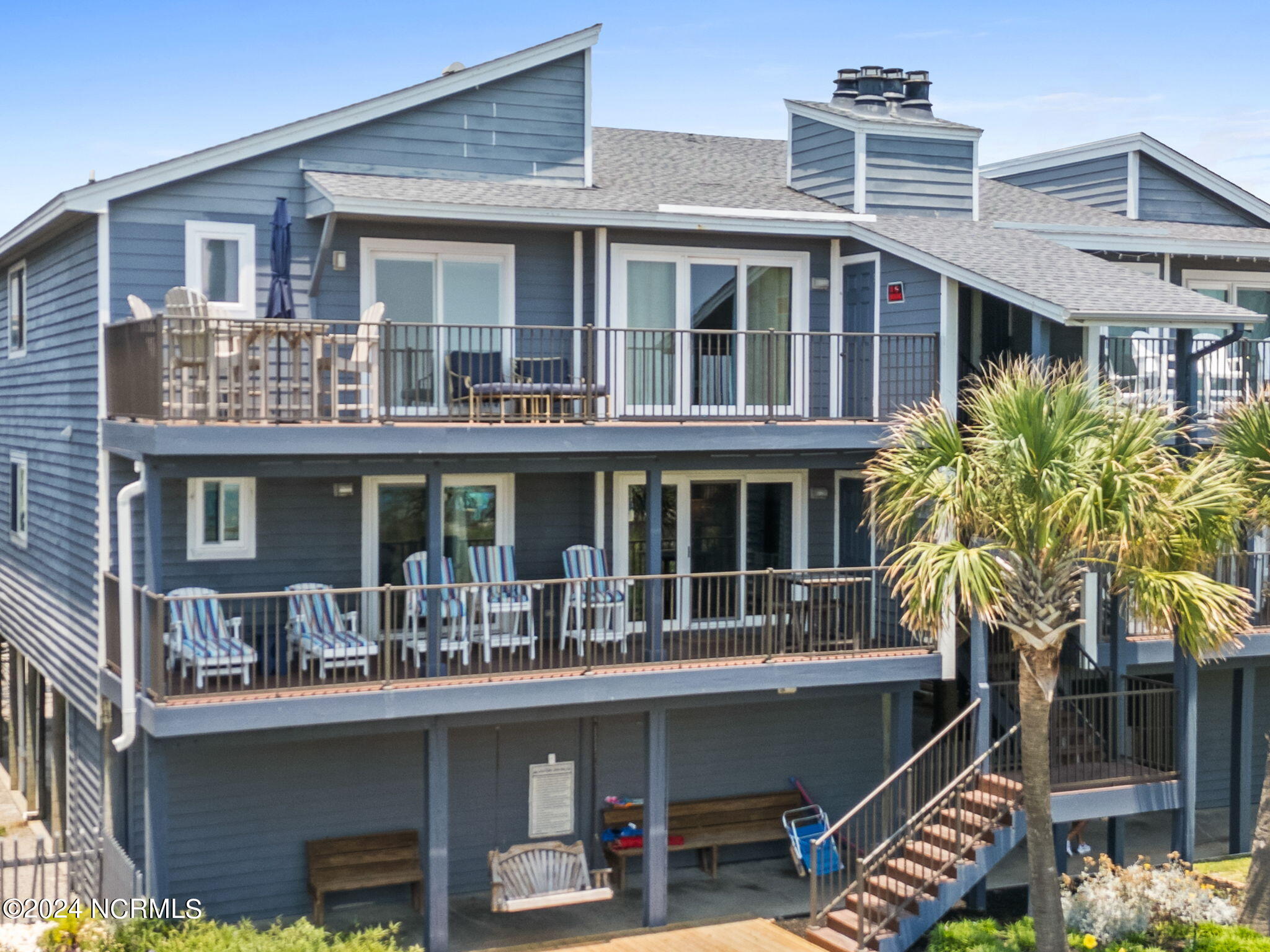 42 E First Street, B-1