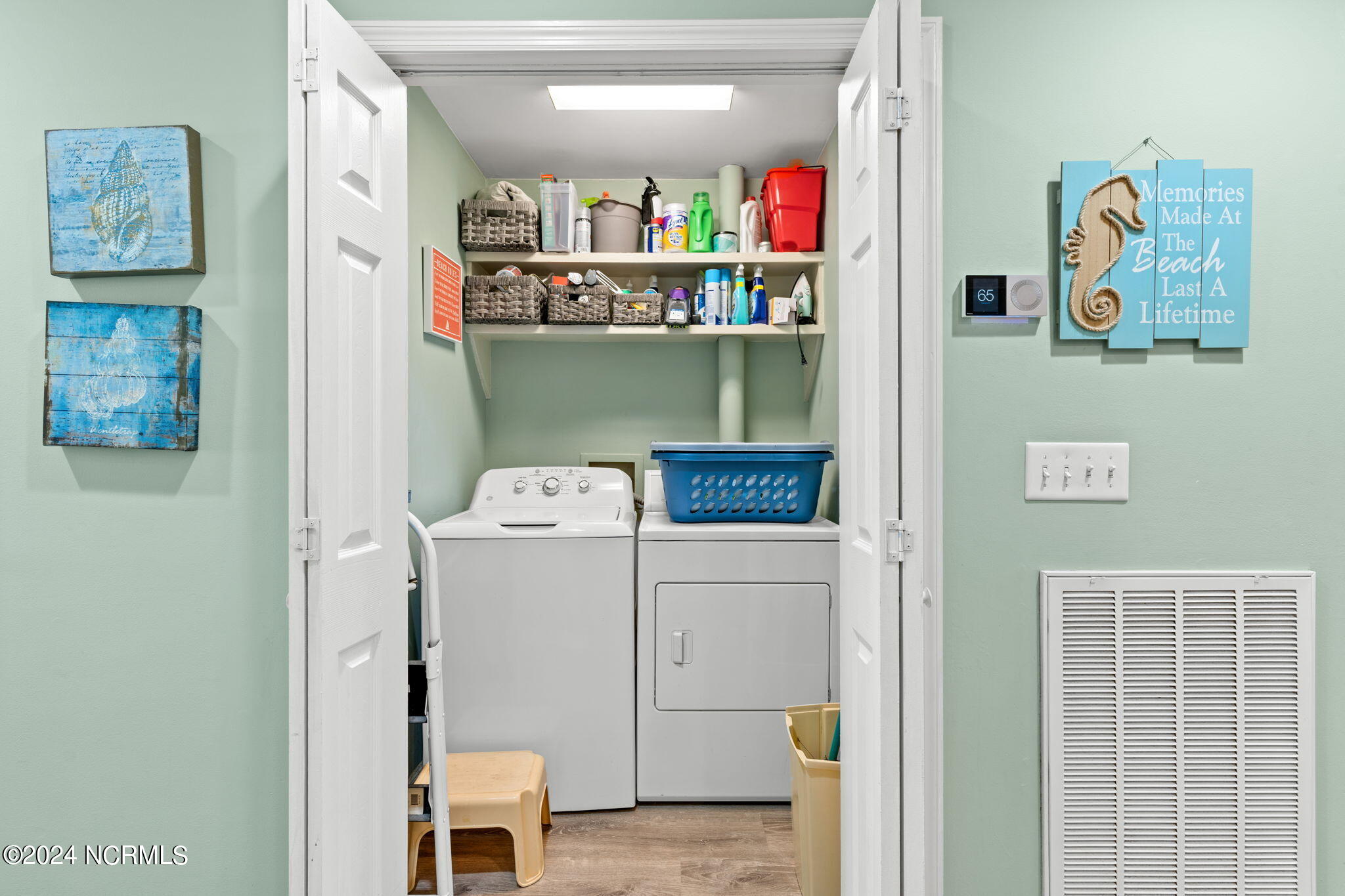 42 E First Street, B-1