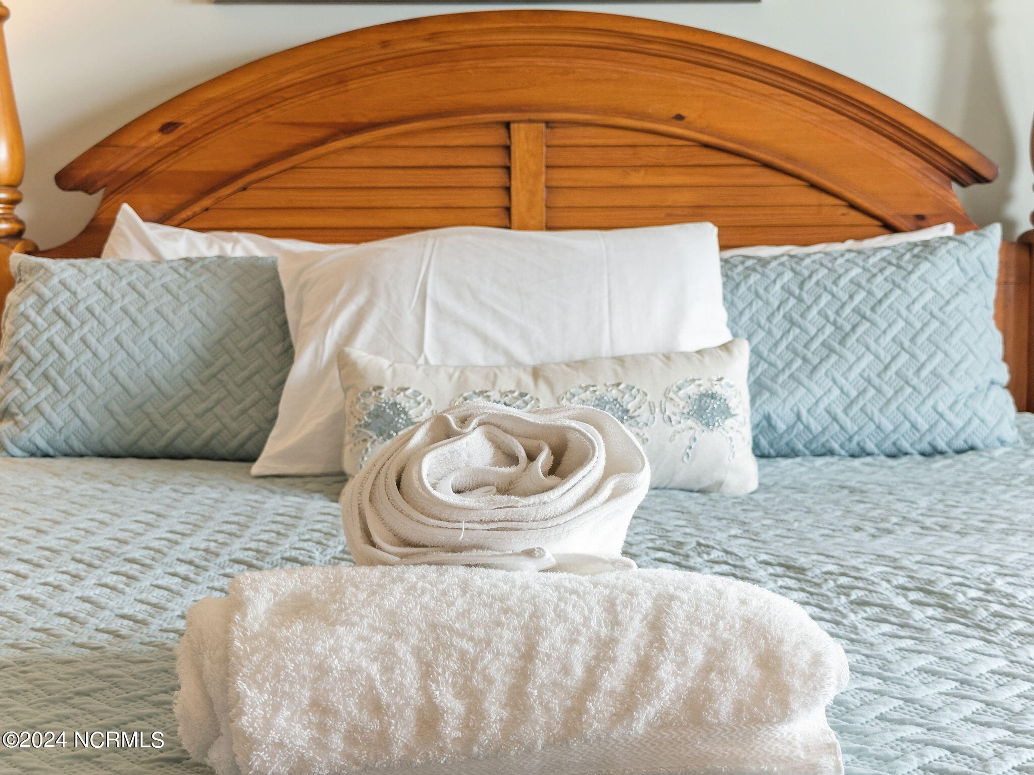 42 E First Street, B-1