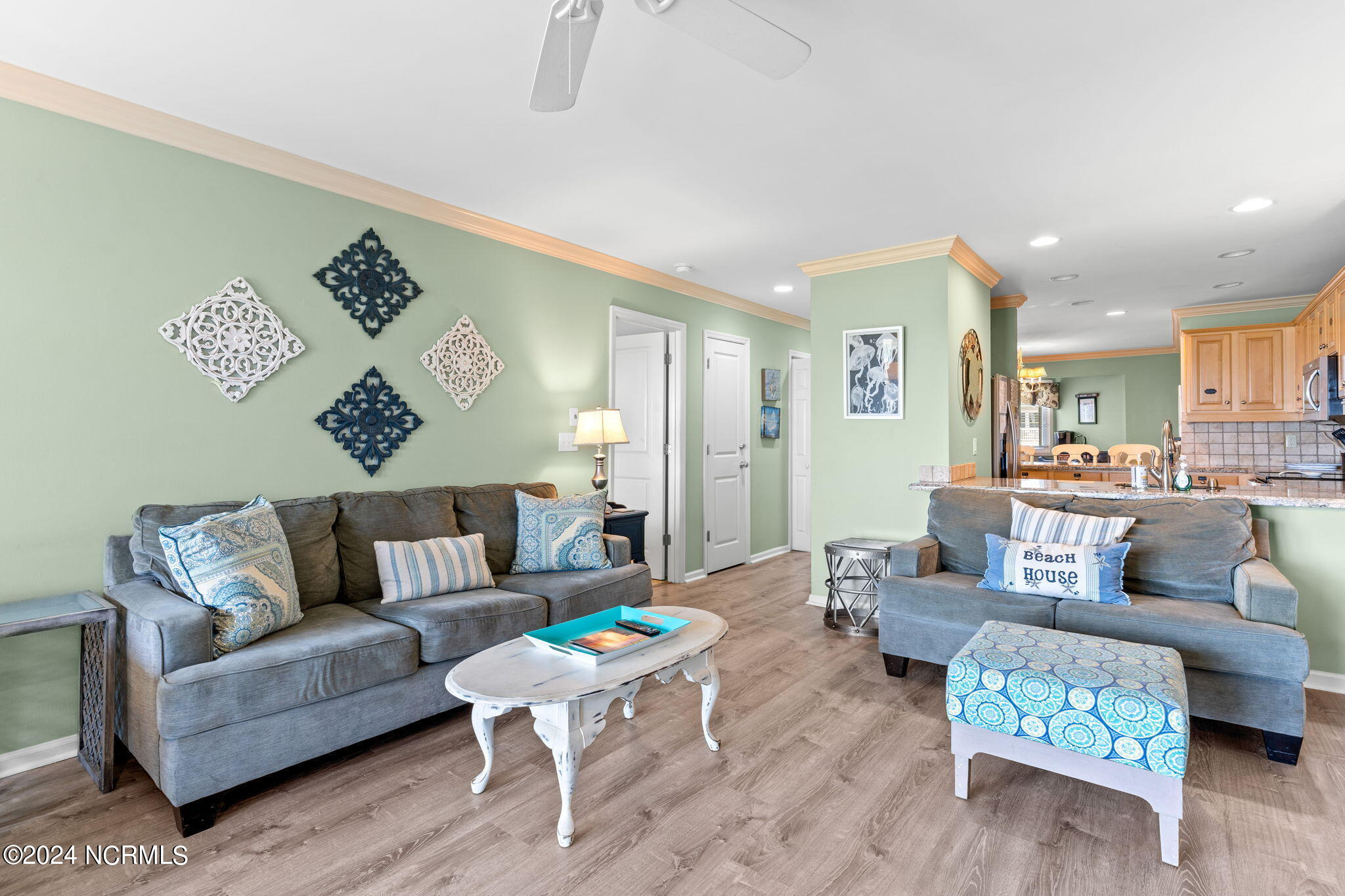 42 E First Street, B-1