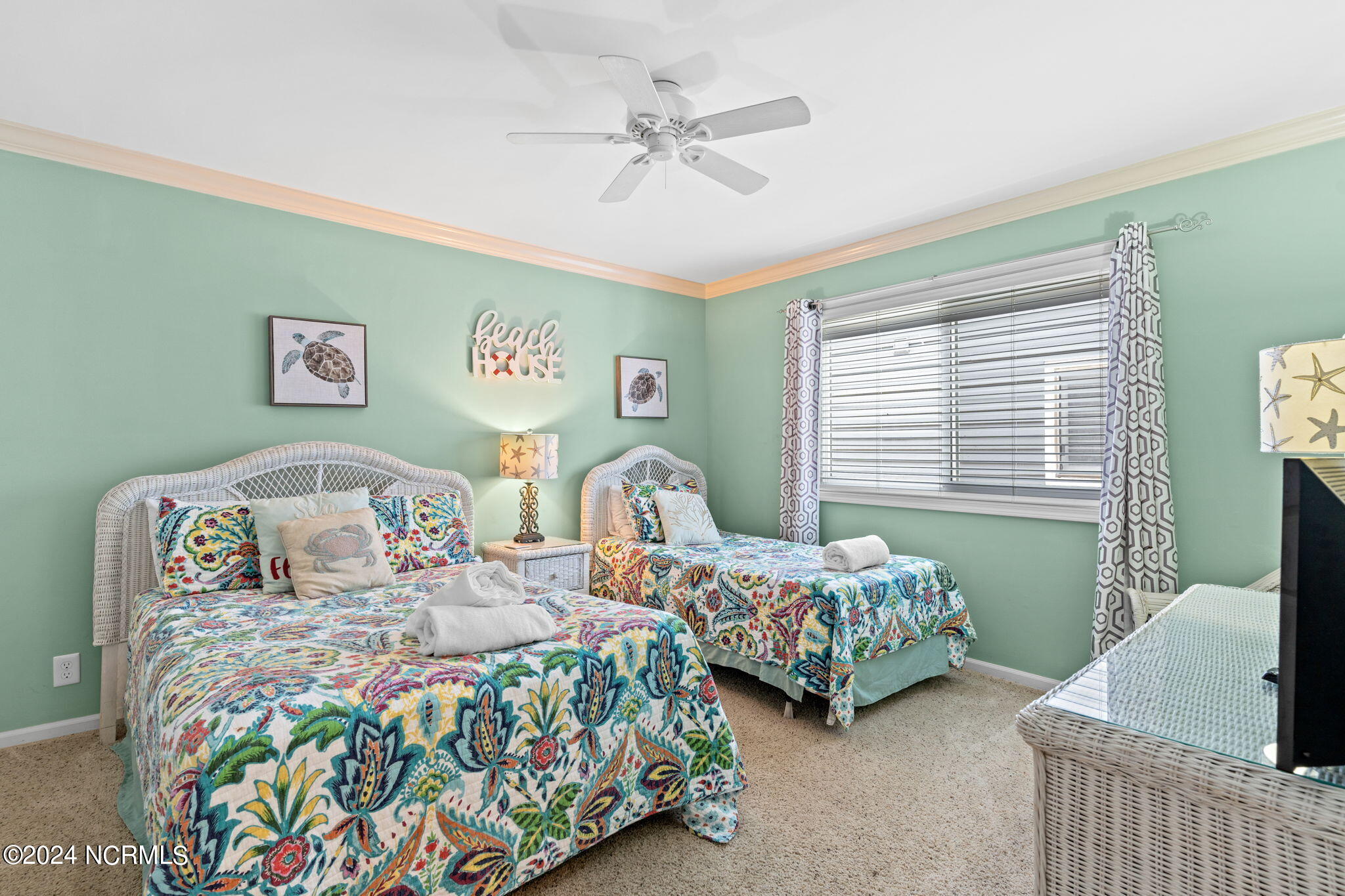 42 E First Street, B-1