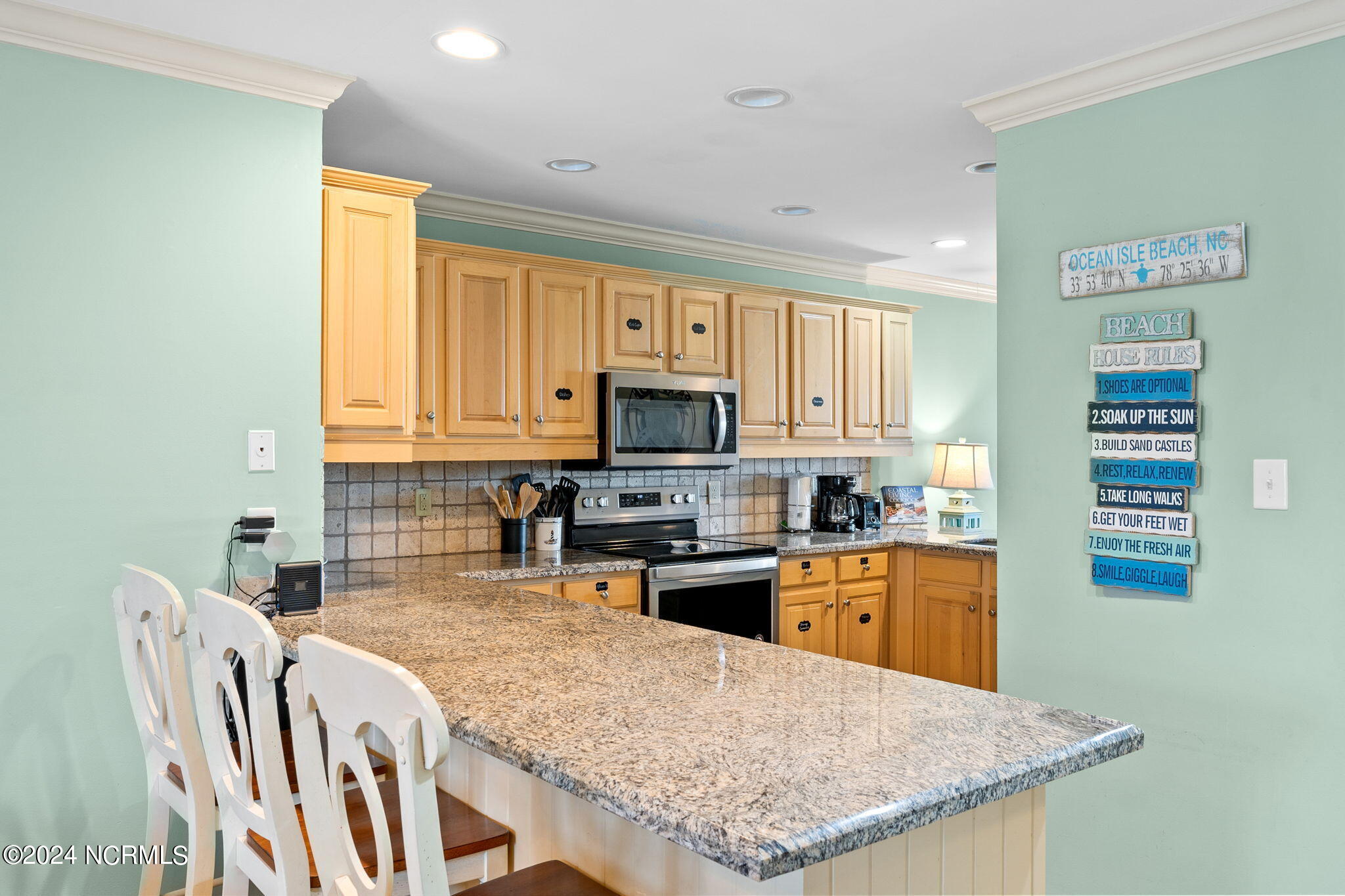 42 E First Street, B-1