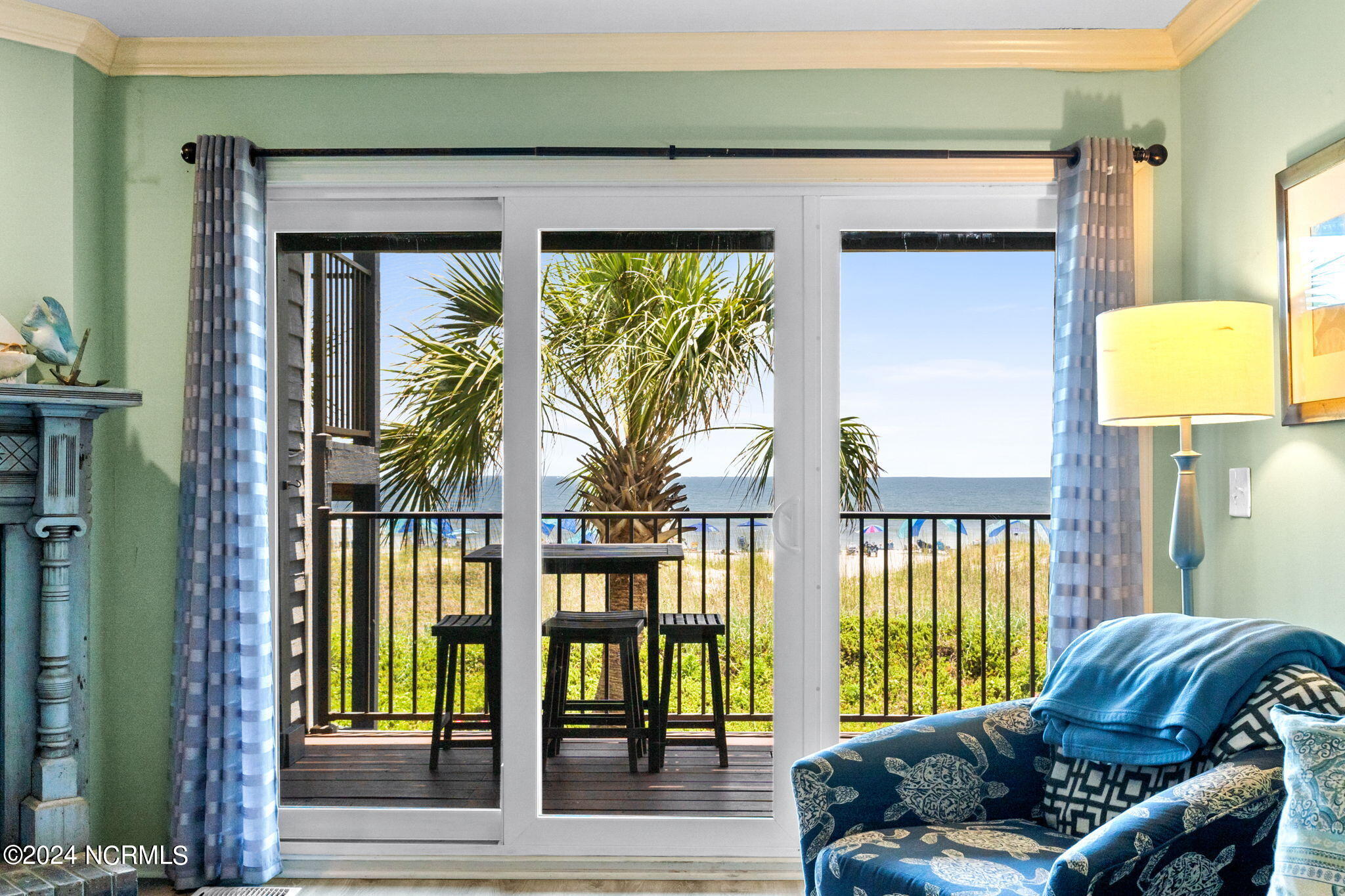 42 E First Street, B-1