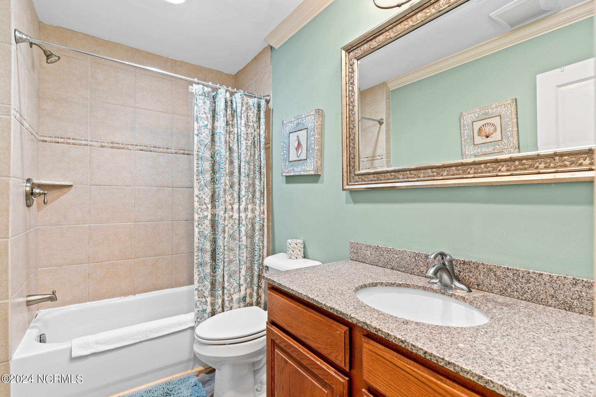 42 E First Street, B-1