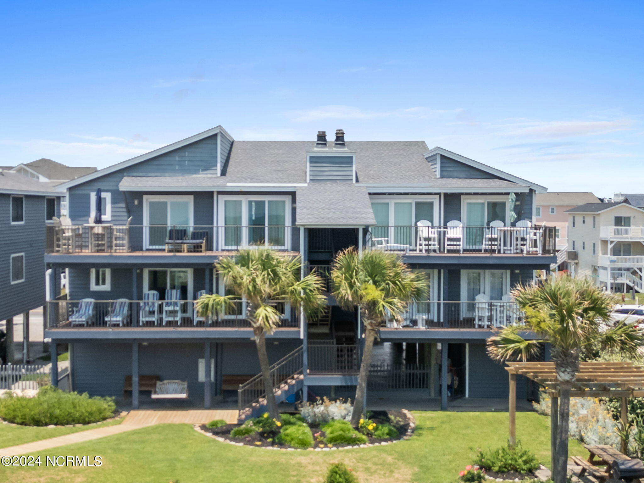 42 E First Street, B-1