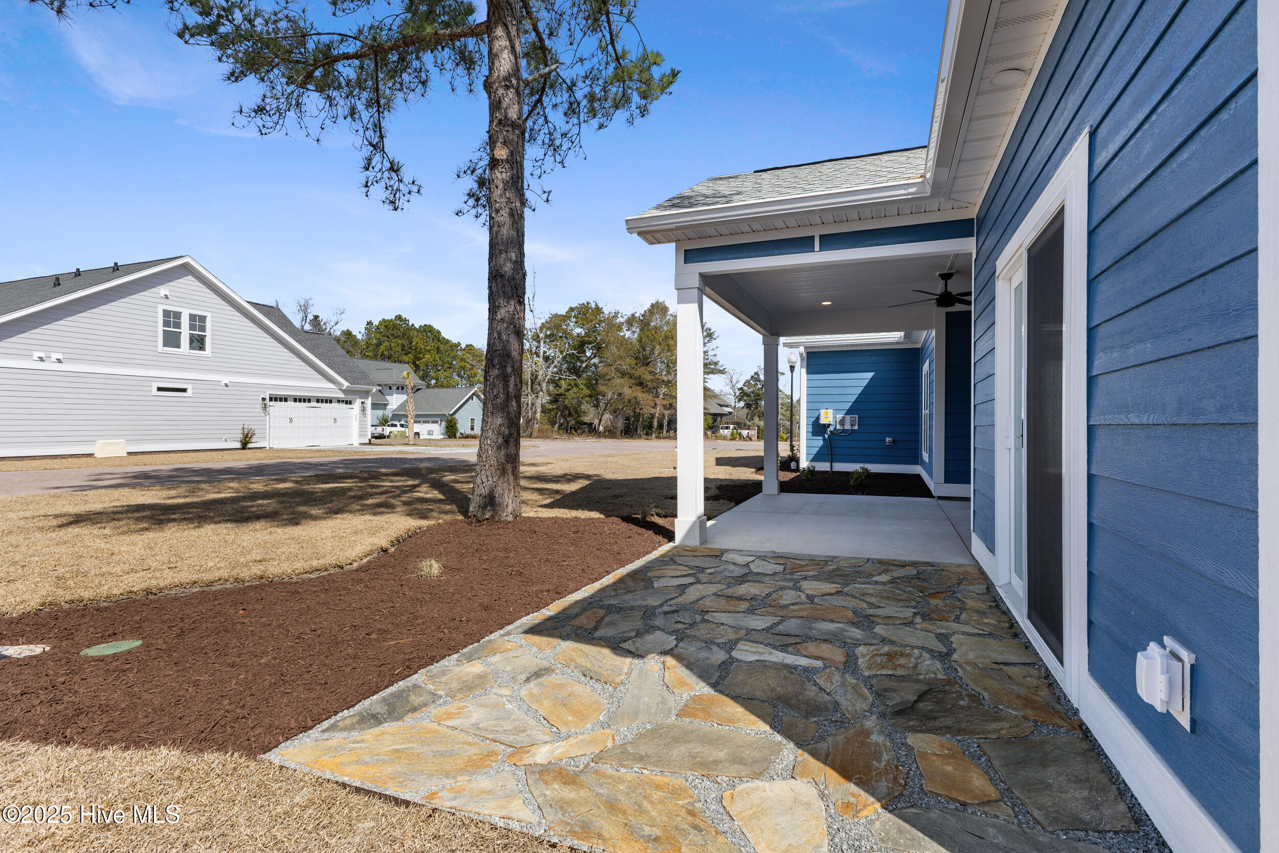 1668 Back Bay Drive SW