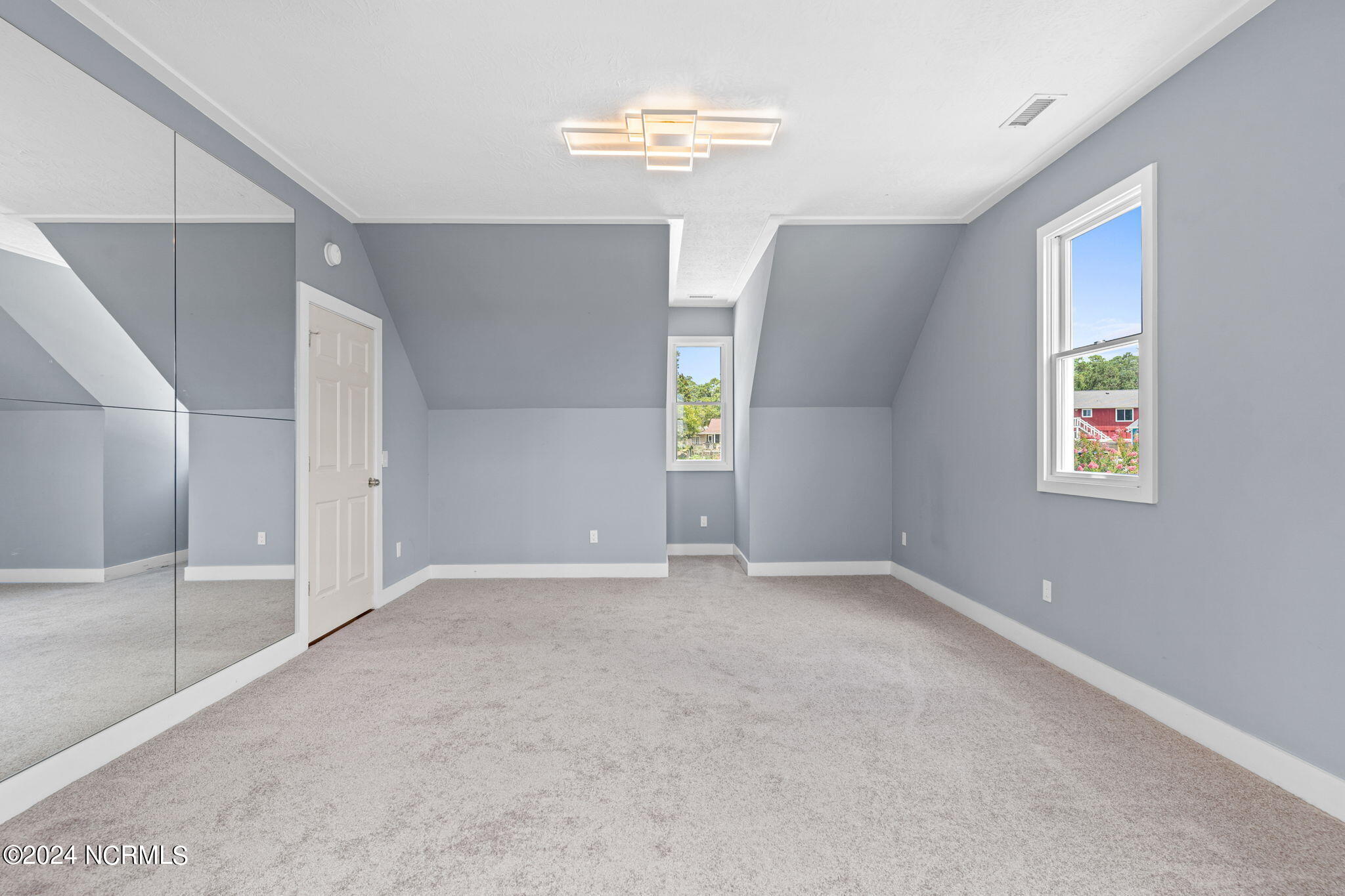 1721 Windward Place SW