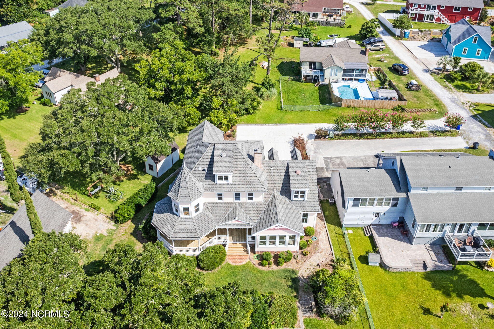 1721 Windward Place SW