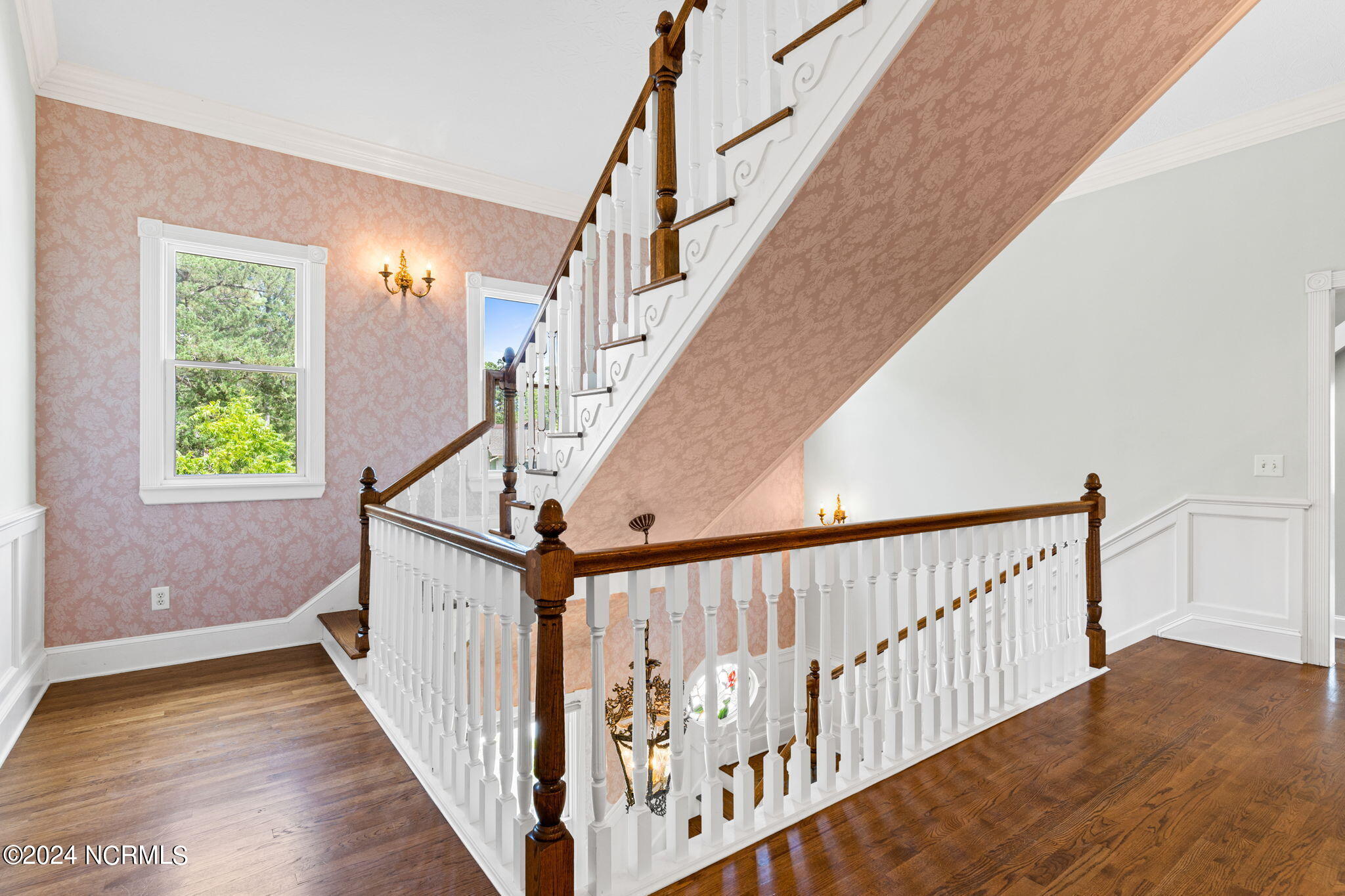 1721 Windward Place SW