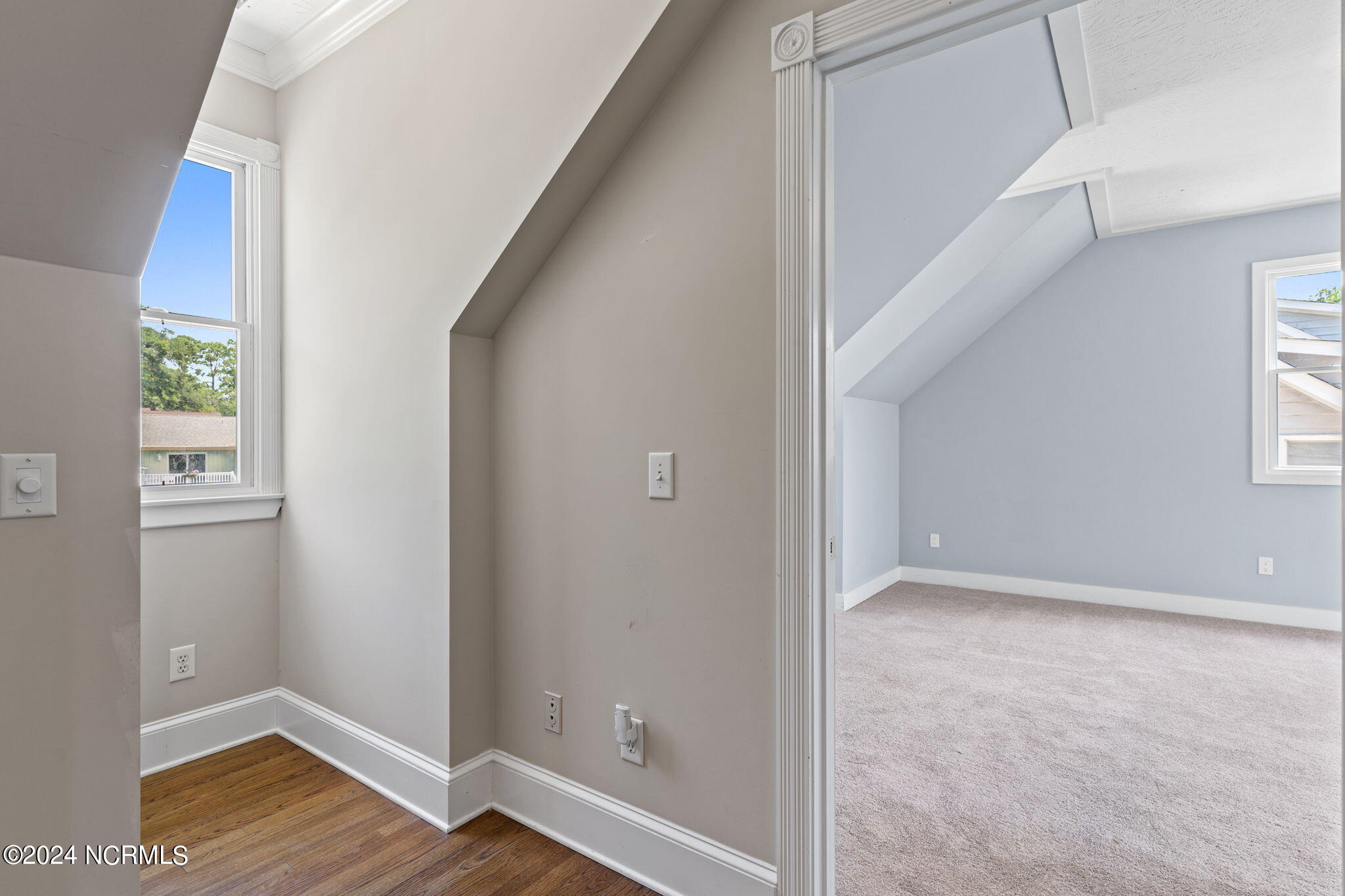 1721 Windward Place SW